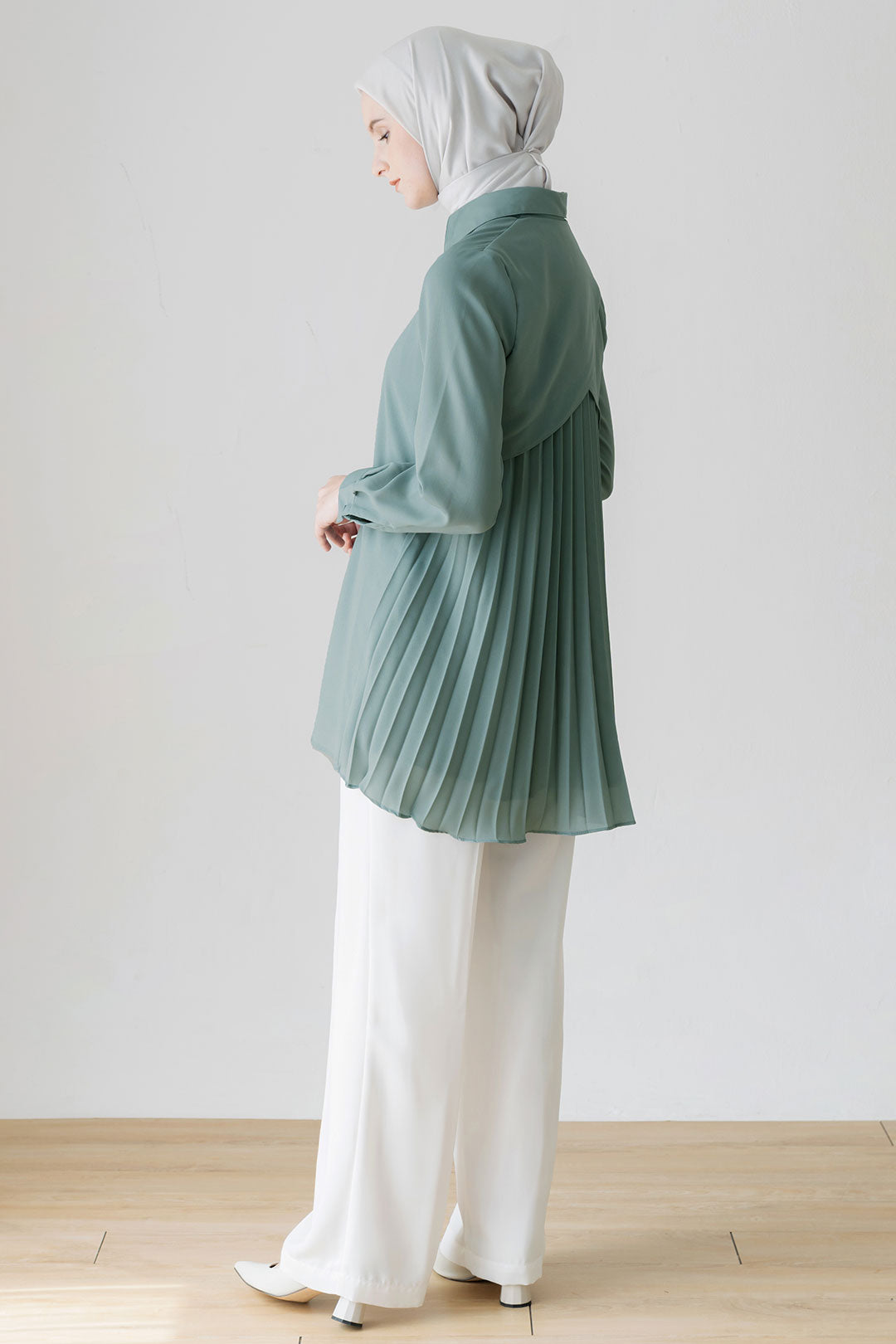 Dusty Blue Armaya