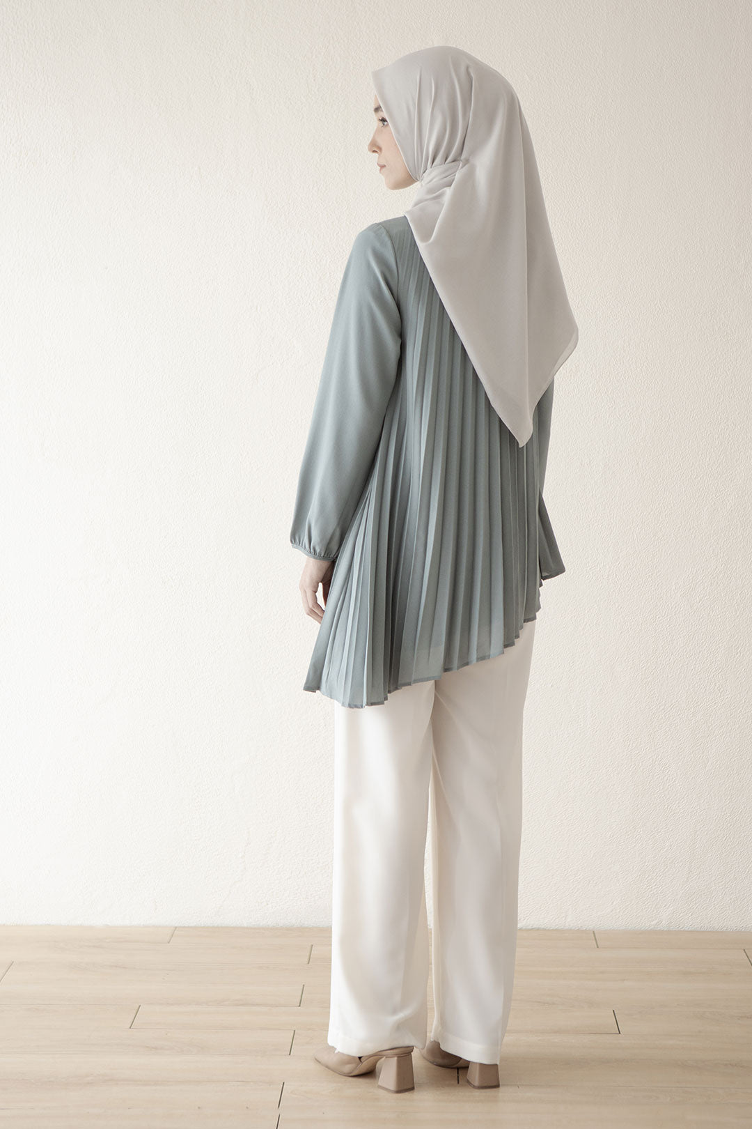 Dusty Blue Bintari