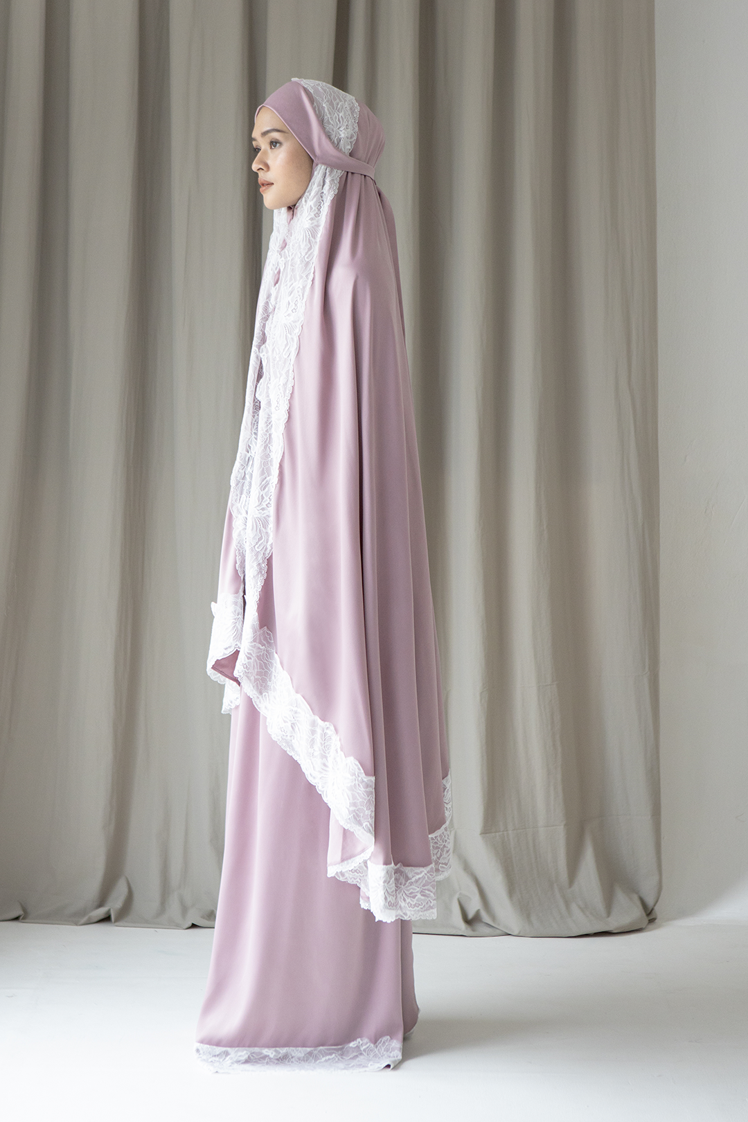 Soft Mauve Advaya