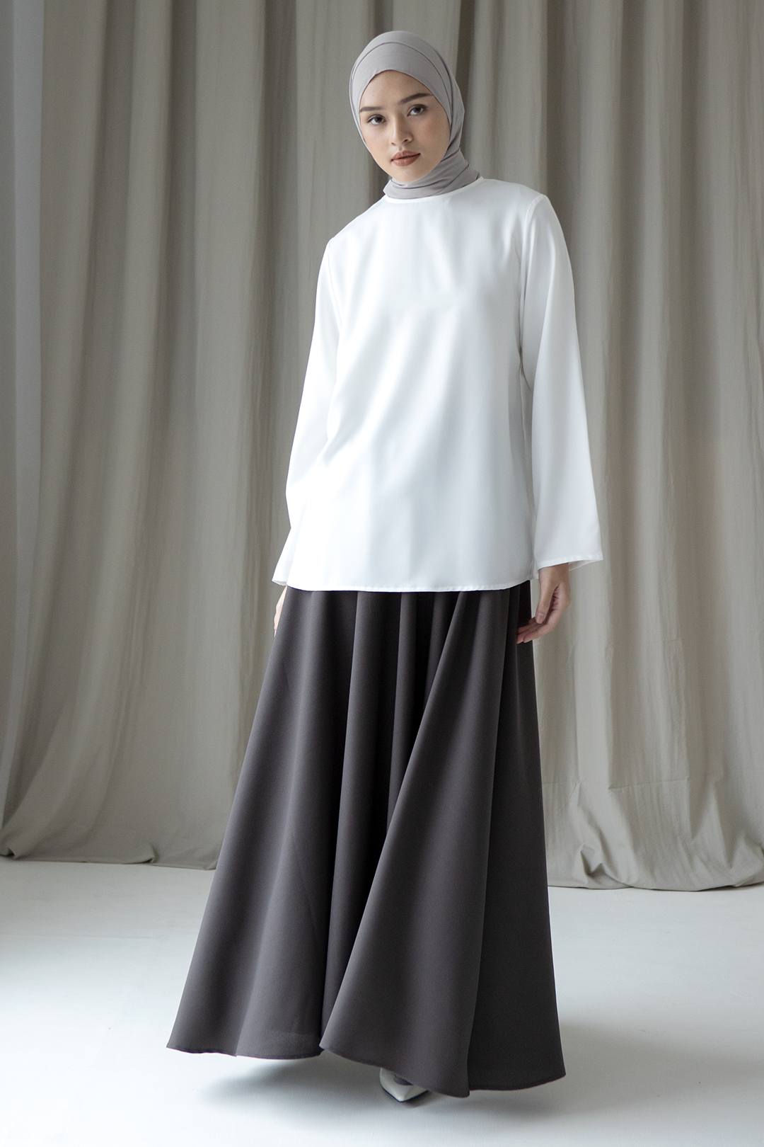 Offwhite Kamala