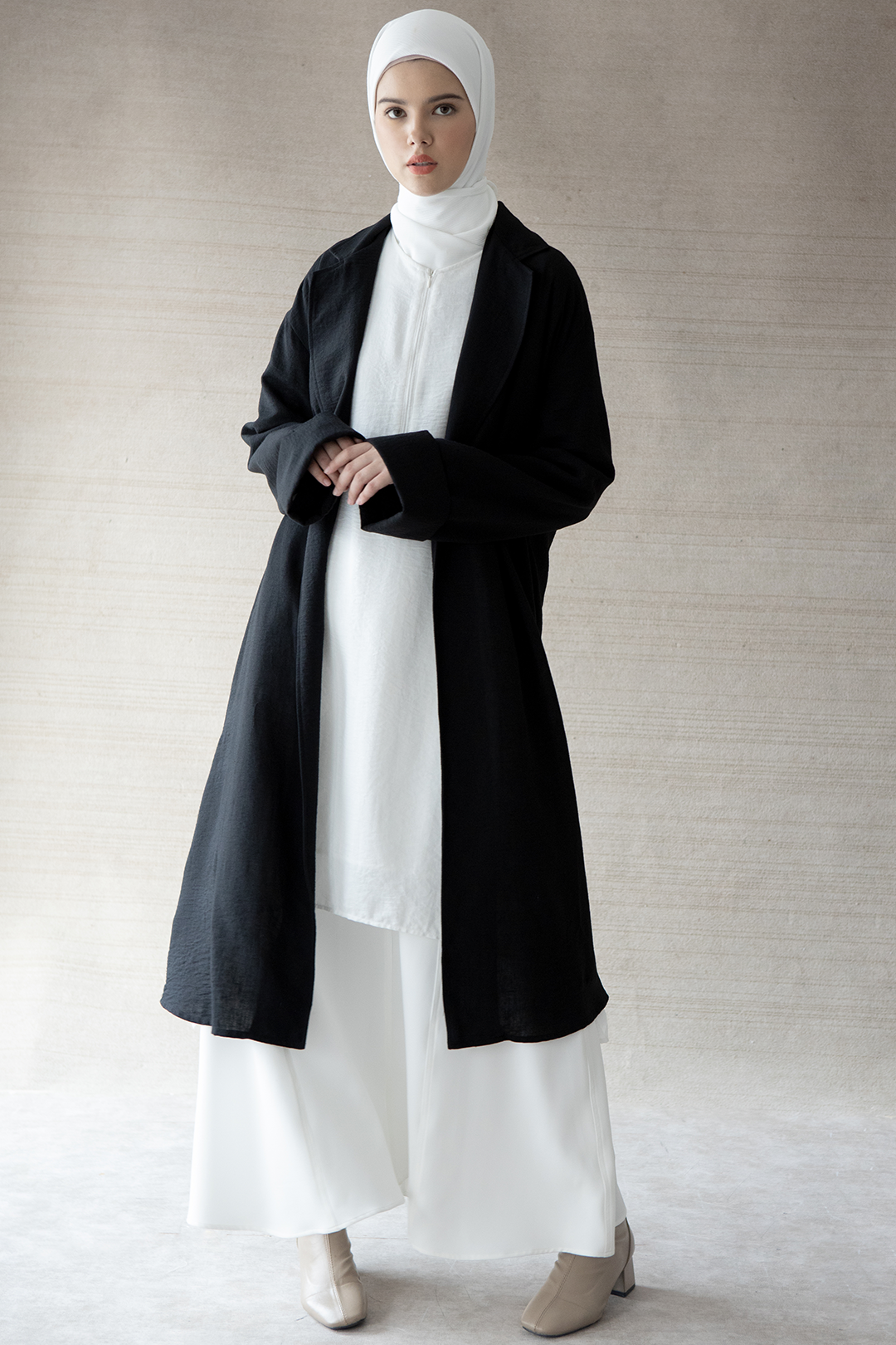 Black Dianti Outer