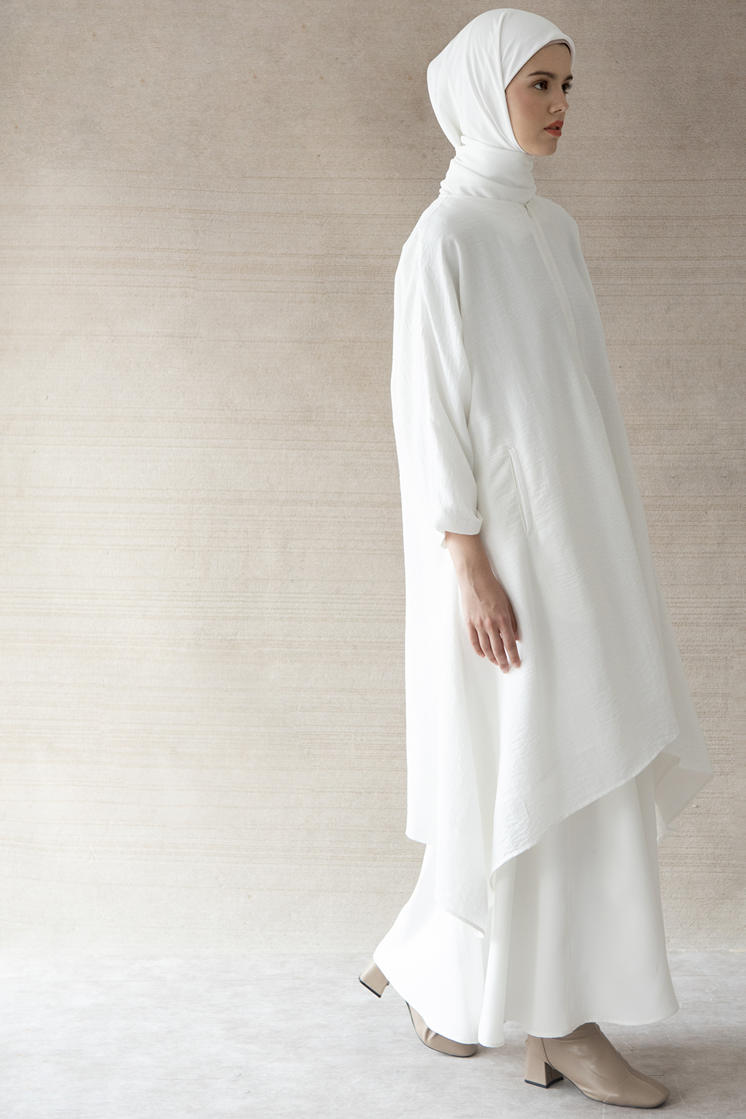 Offwhite Purva