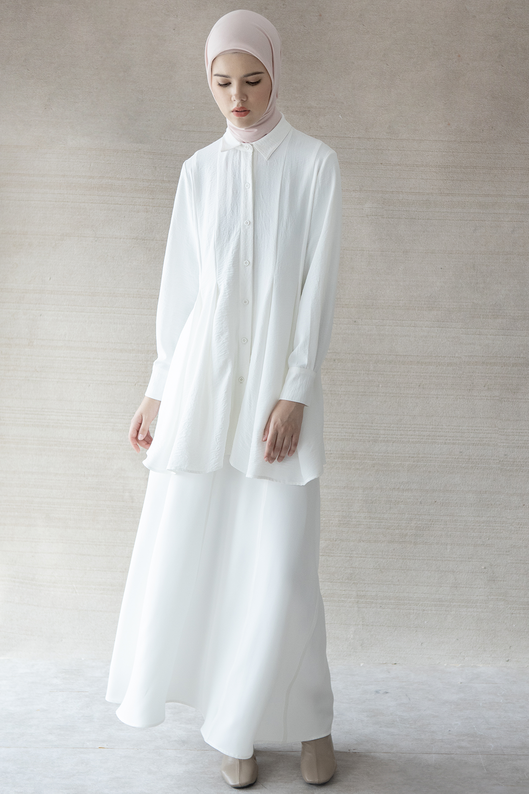 Offwhite Anggita