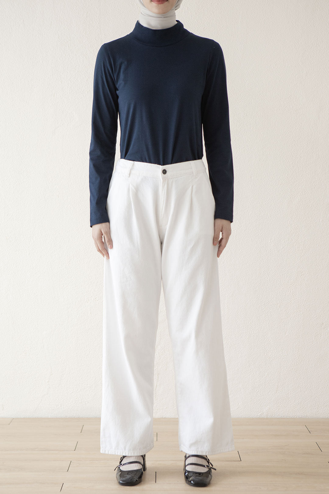 Offwhite Asraya