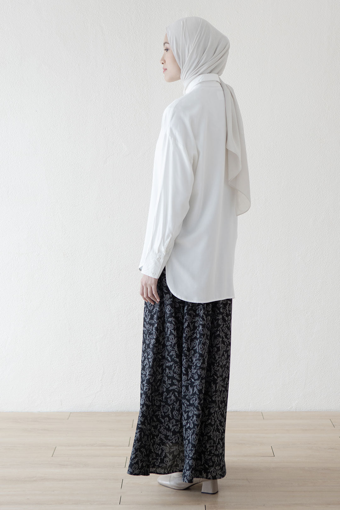 Offwhite Huda