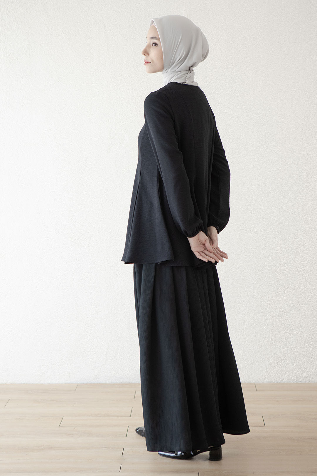 Black Dirandra
