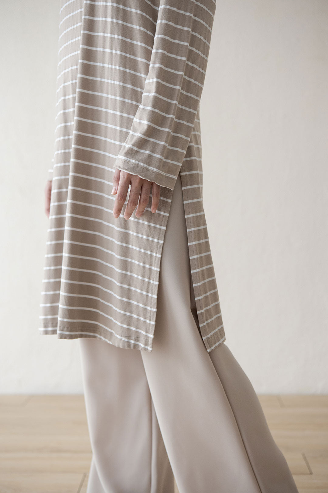 Taupe Amala Tunik