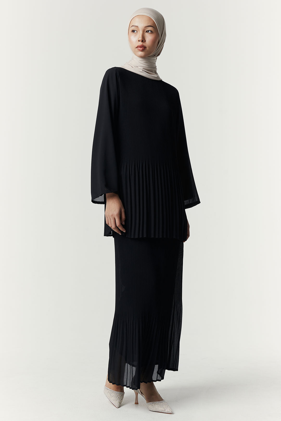 Black Ellinari