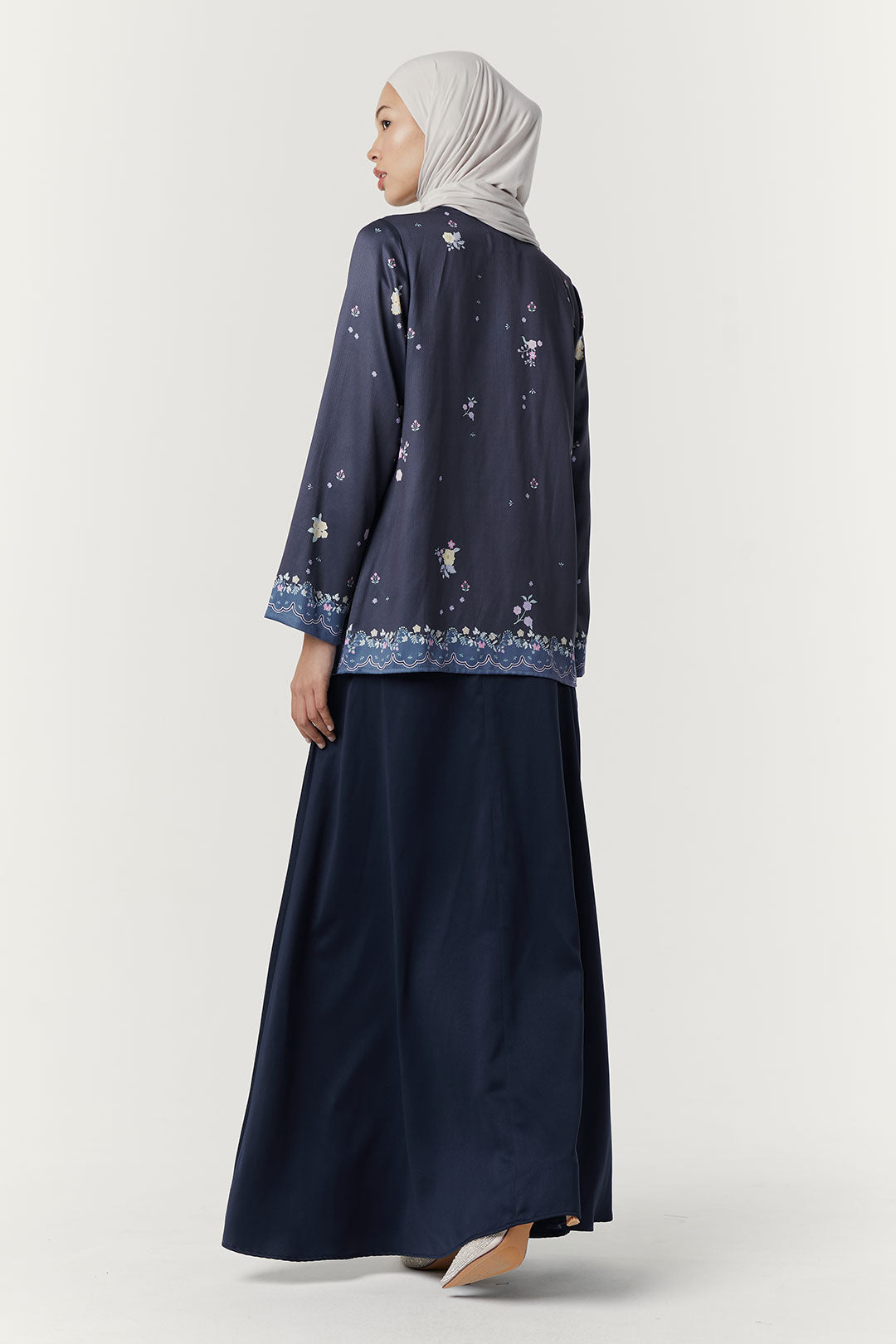 Navy Liranti