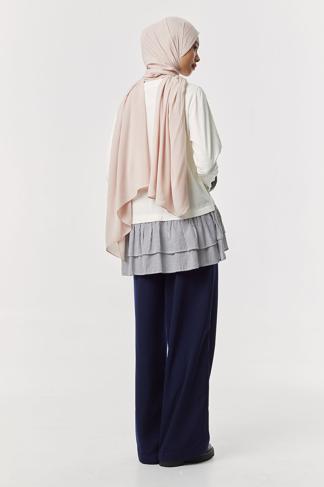 Offwhite Amani