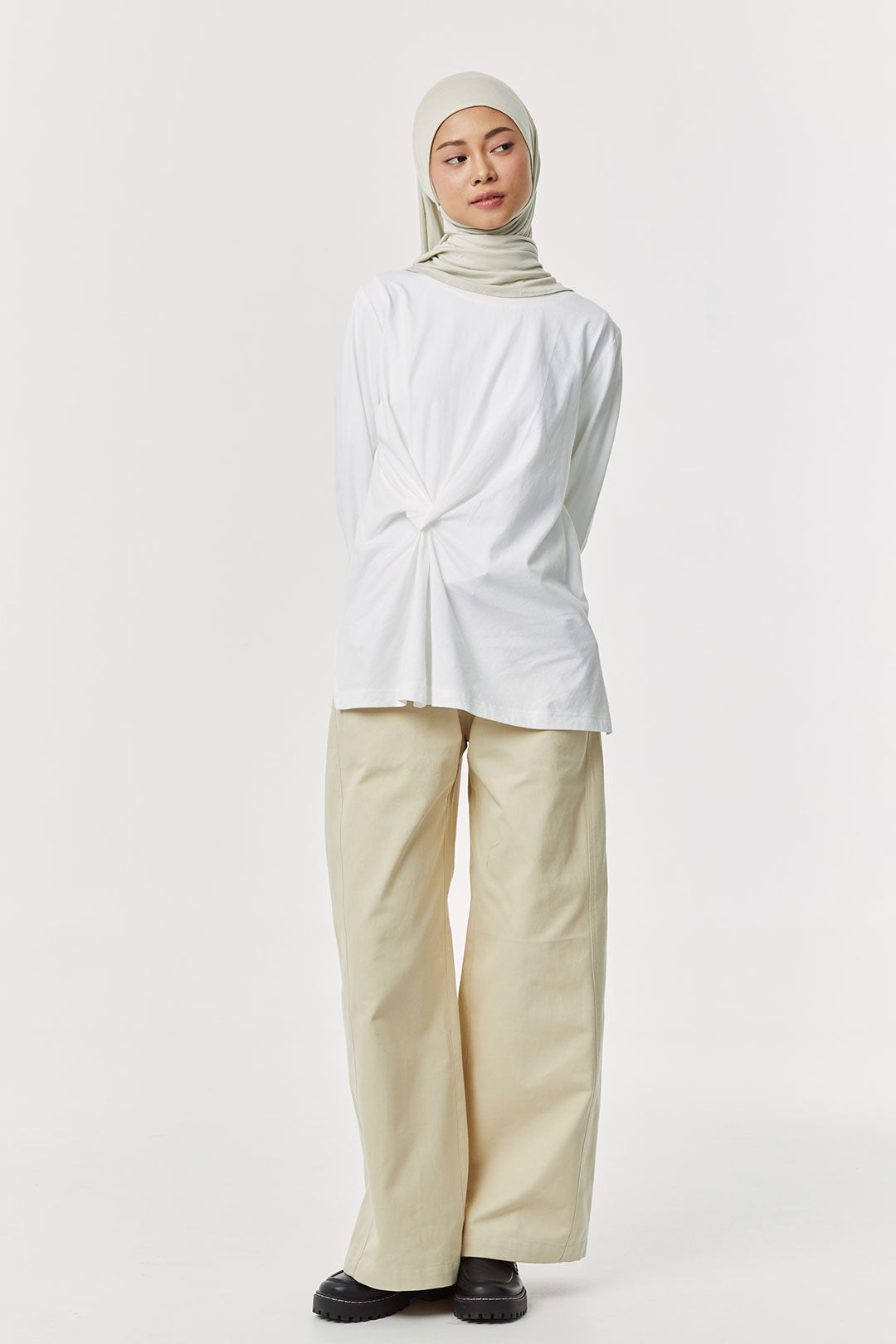 Offwhite Avira