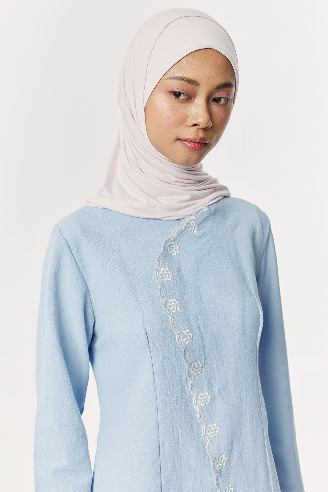 Powder Blue Ararya