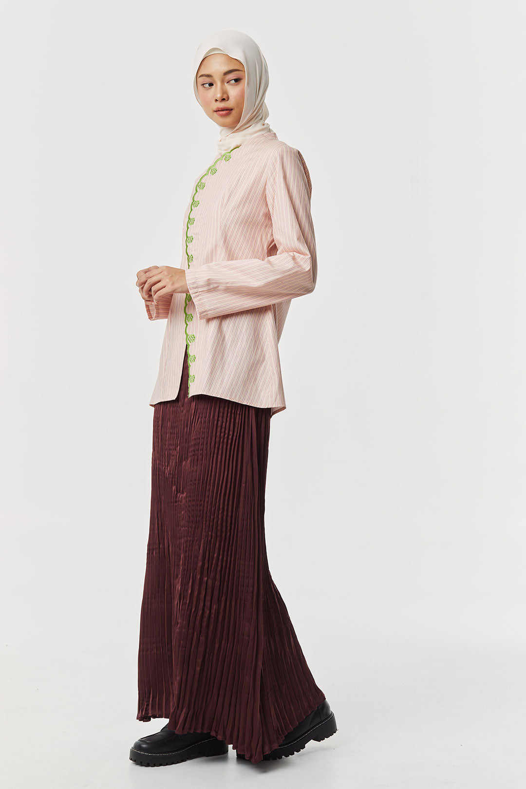 Pink Ararya
