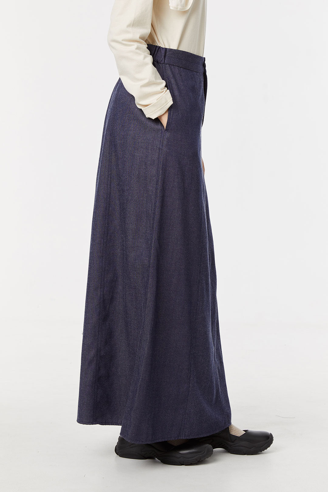 Dark Blue Denim Dhira