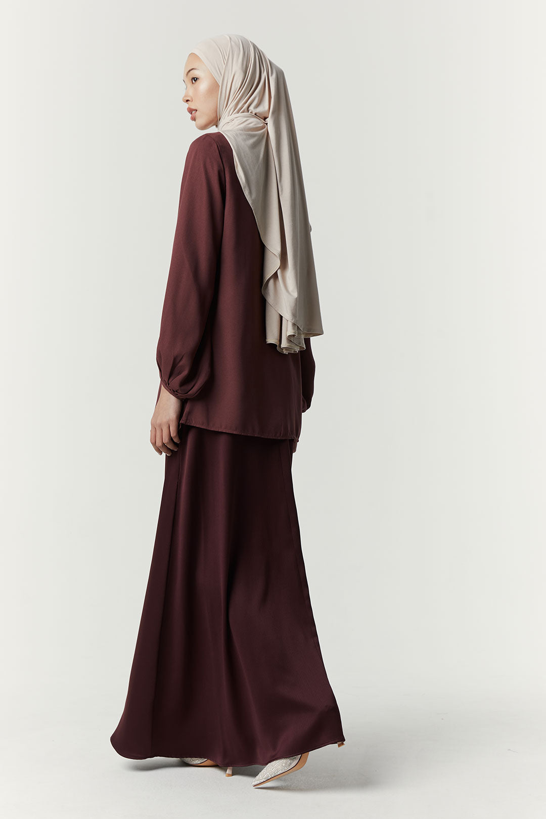 Deep Cranberry Kalinda