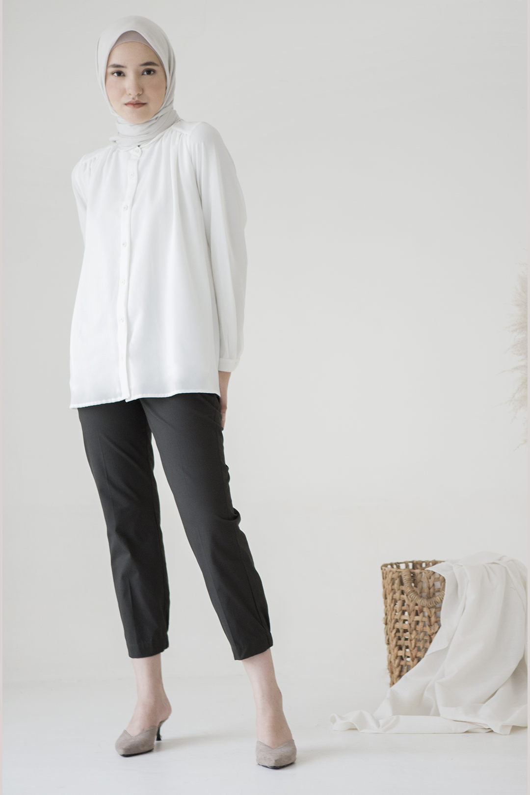 [DEFECT MINOR] Offwhite Anya