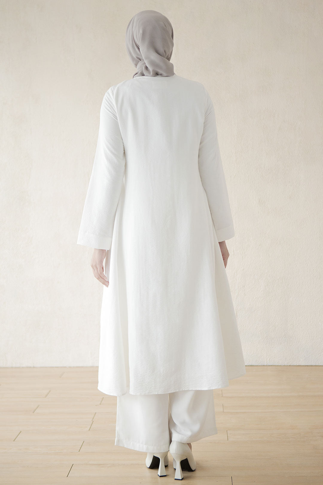 [DEFECT MINOR] Offwhite Harsana