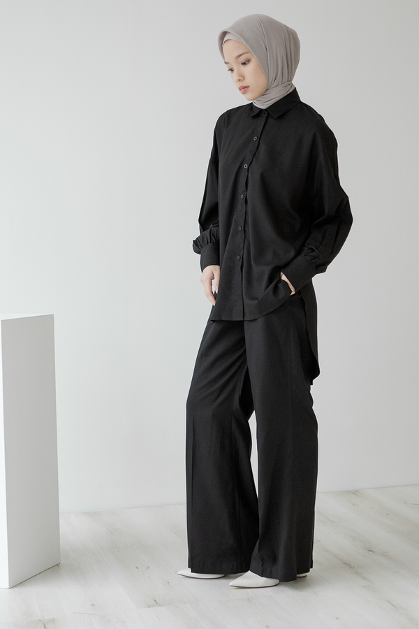 Black Khaya Pants