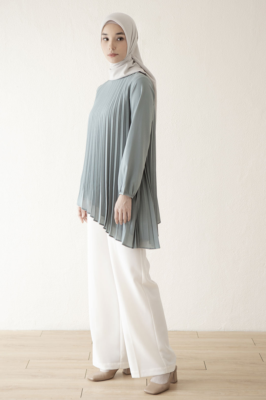 Dusty Blue Bintari
