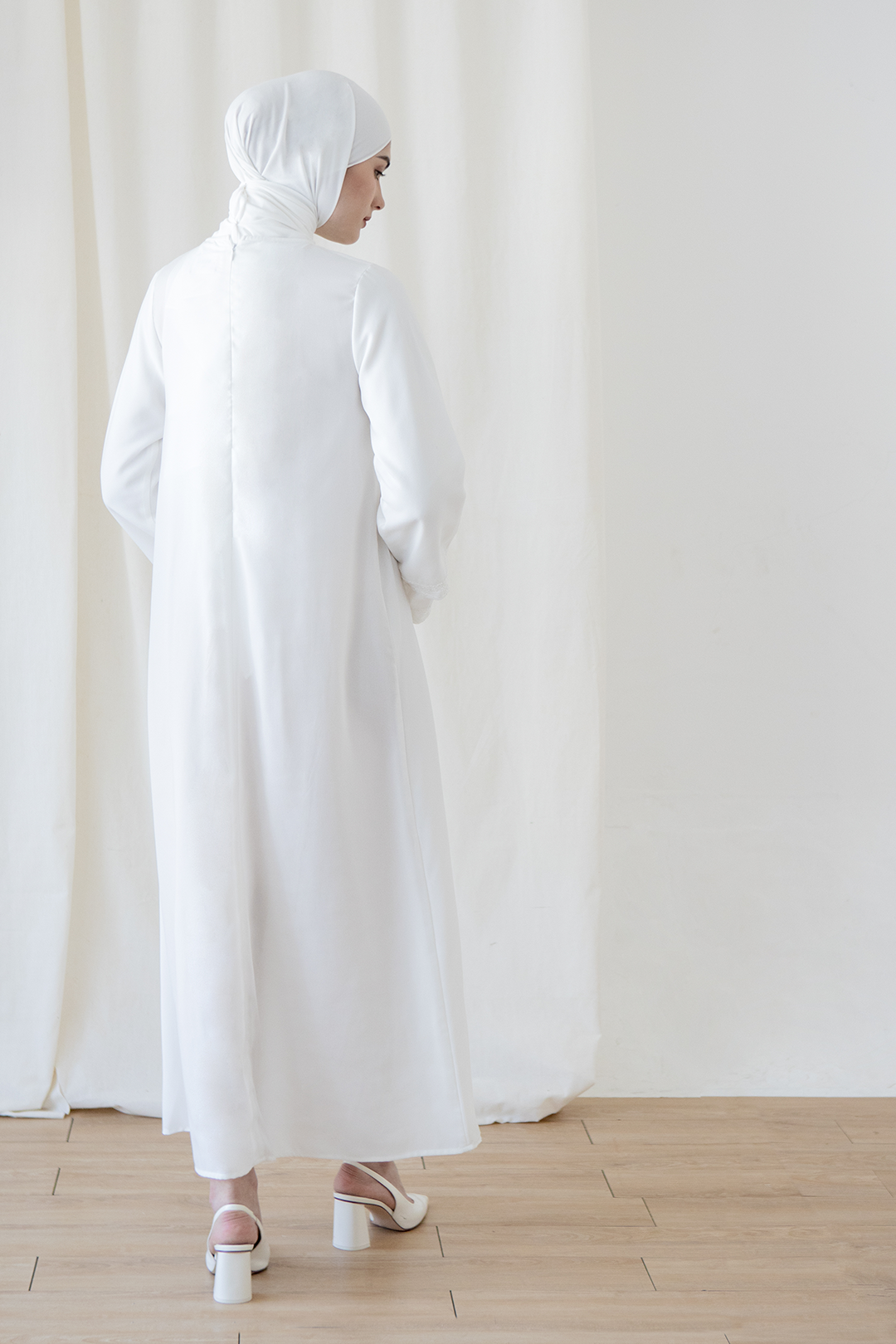 [DEFECT MINOR] Offwhite Darmaya