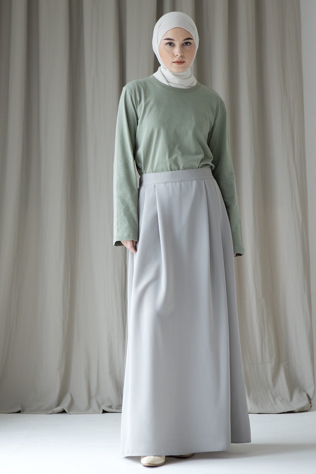 Light Grey Agnia