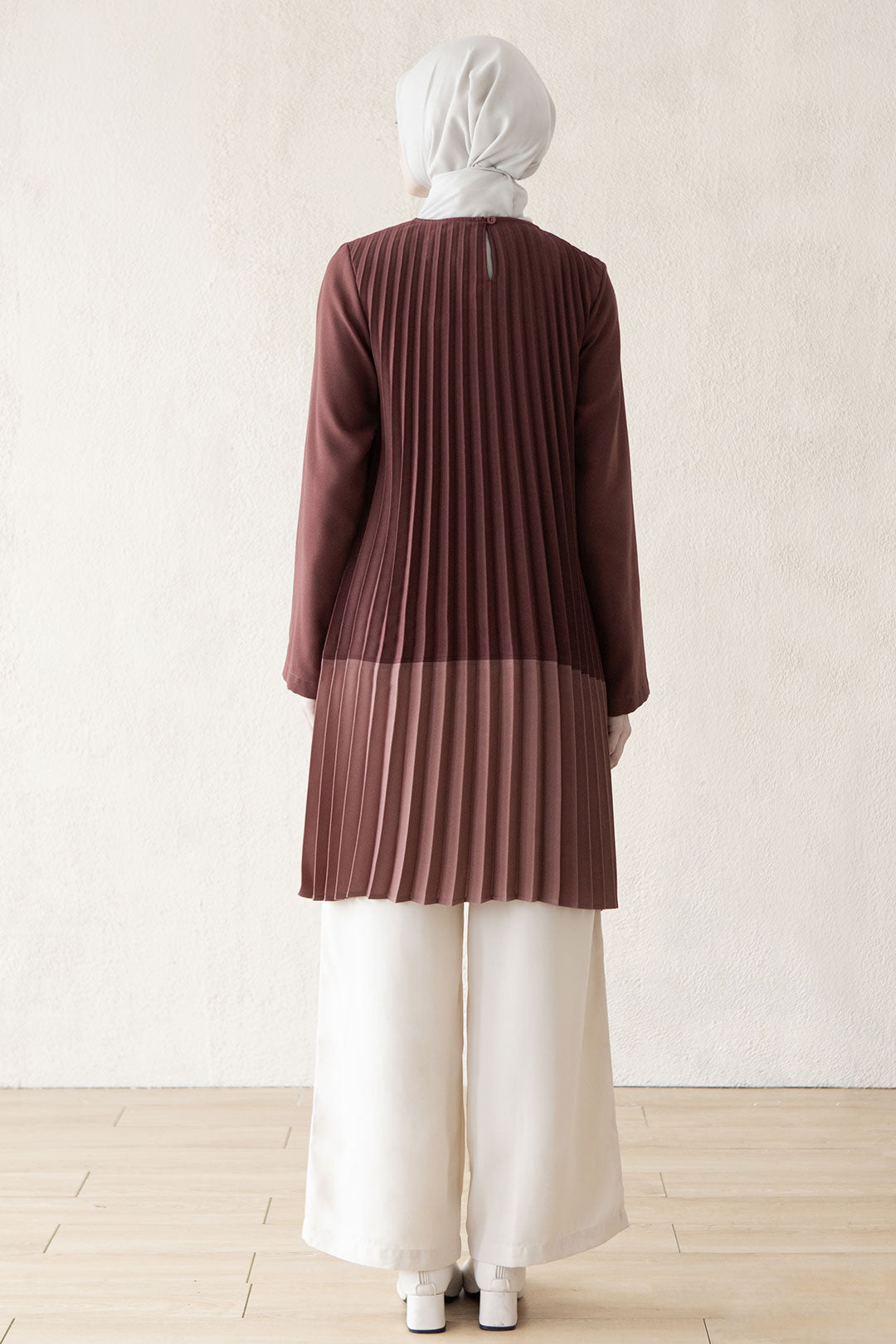 Burgundy Kalyana