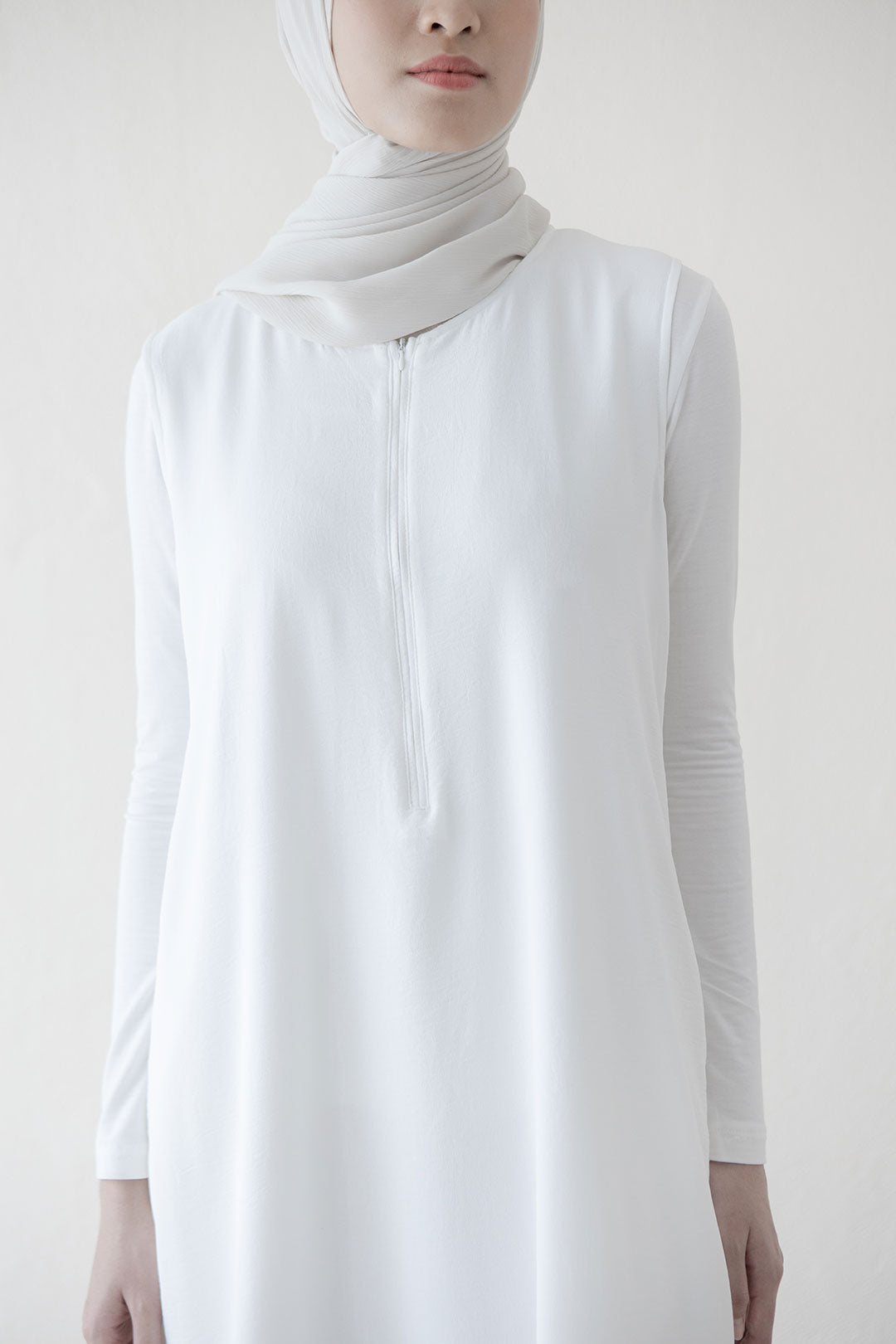 Offwhite Canting