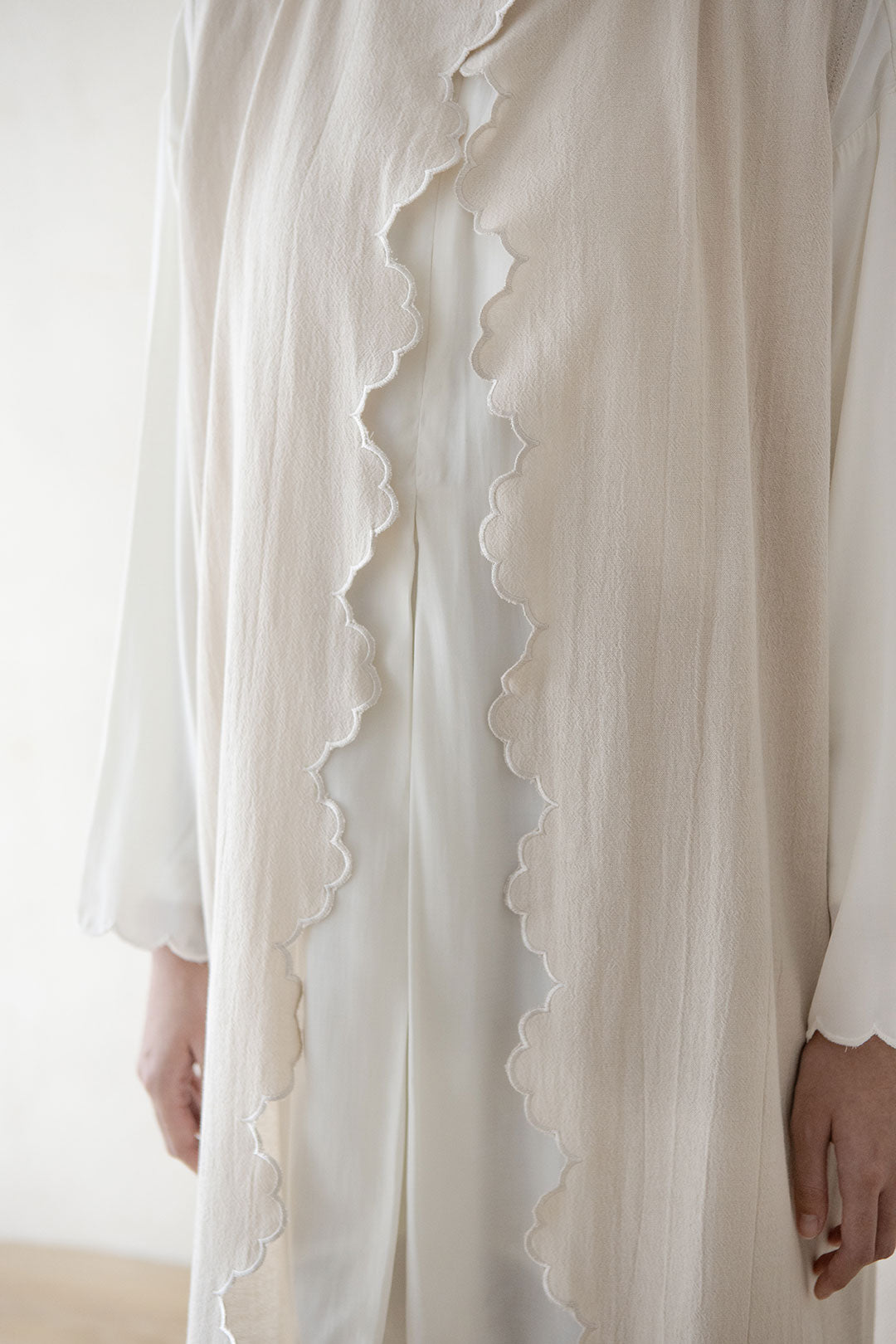 Ivory Ravika Outer