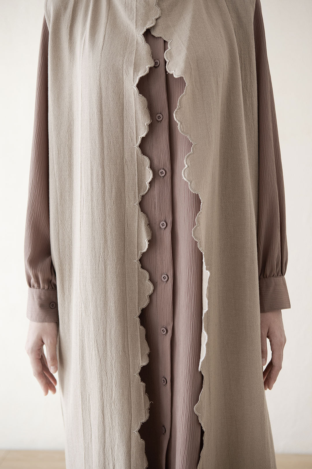 Taupe Ravika Outer