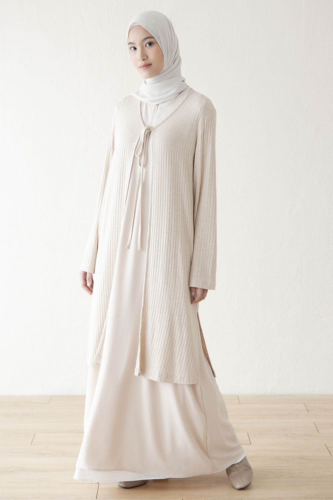Sand Ruci Outer