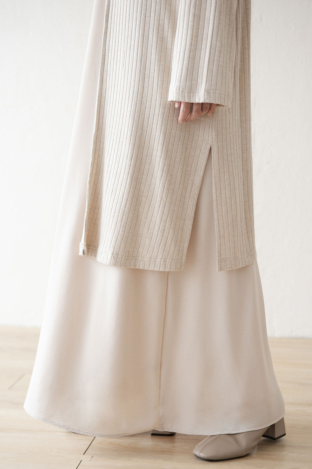 Sand Ruci Outer