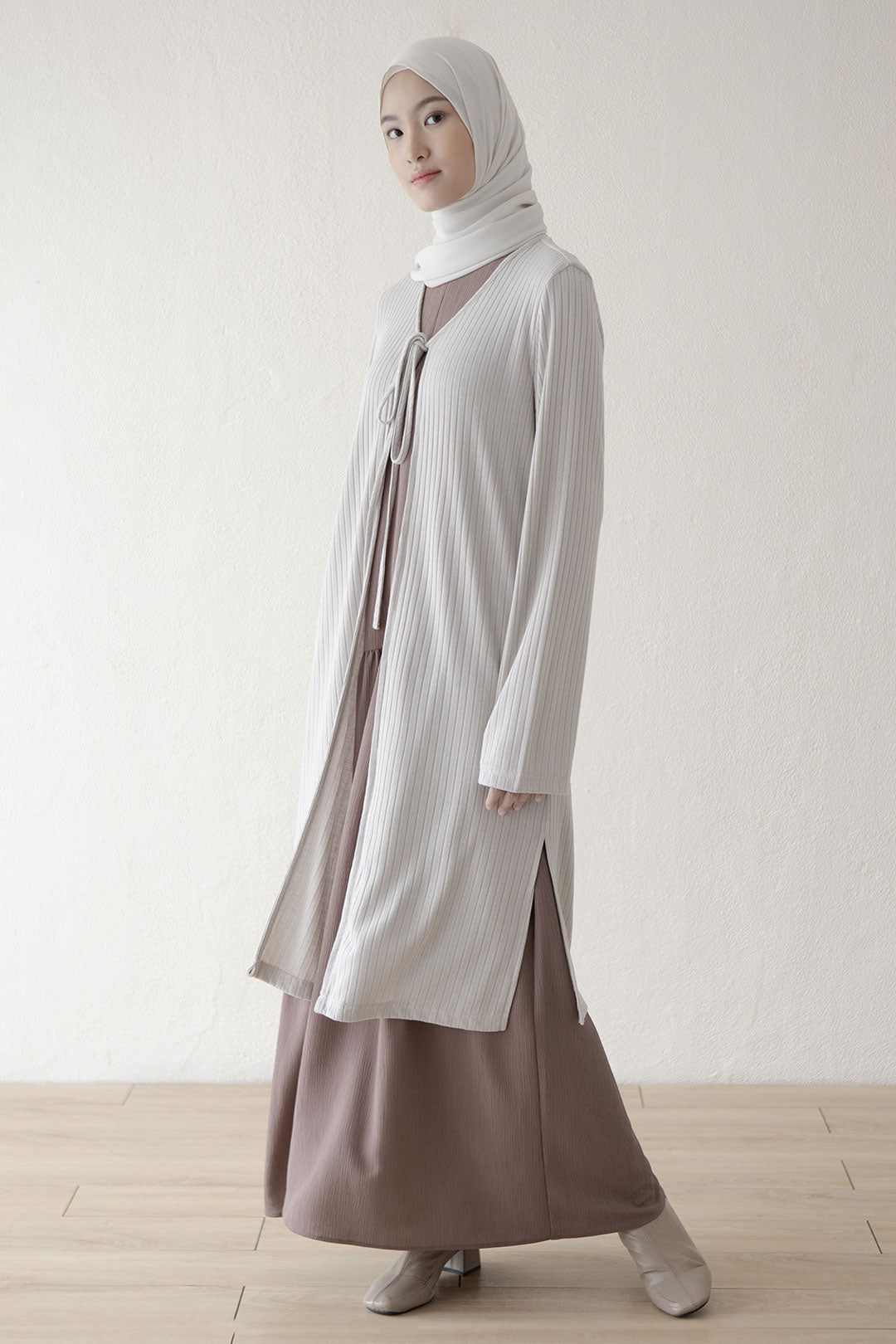 Oat Ruci Outer