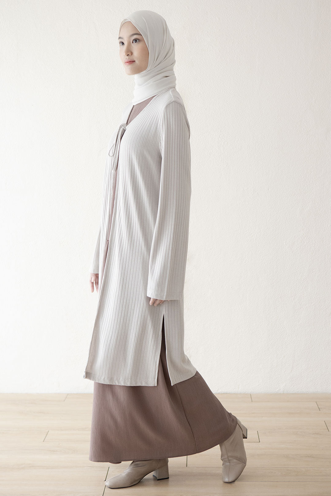 Oat Ruci Outer