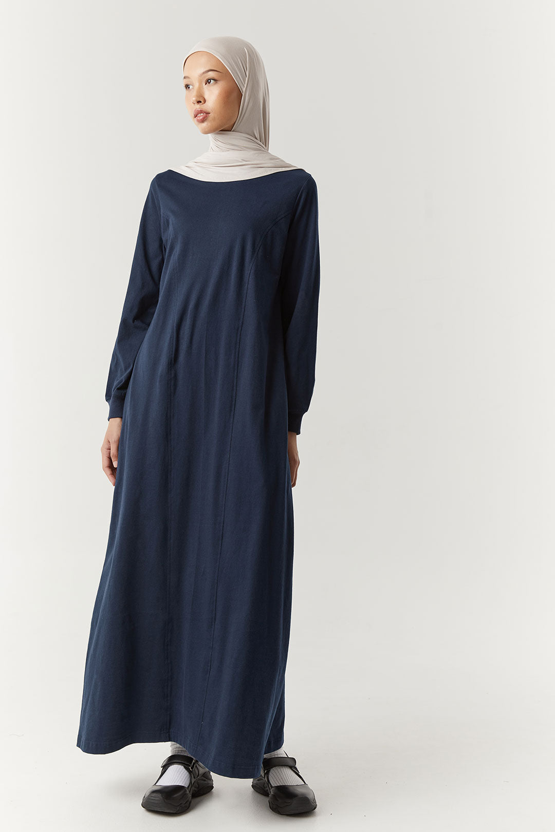 Navy Akandra