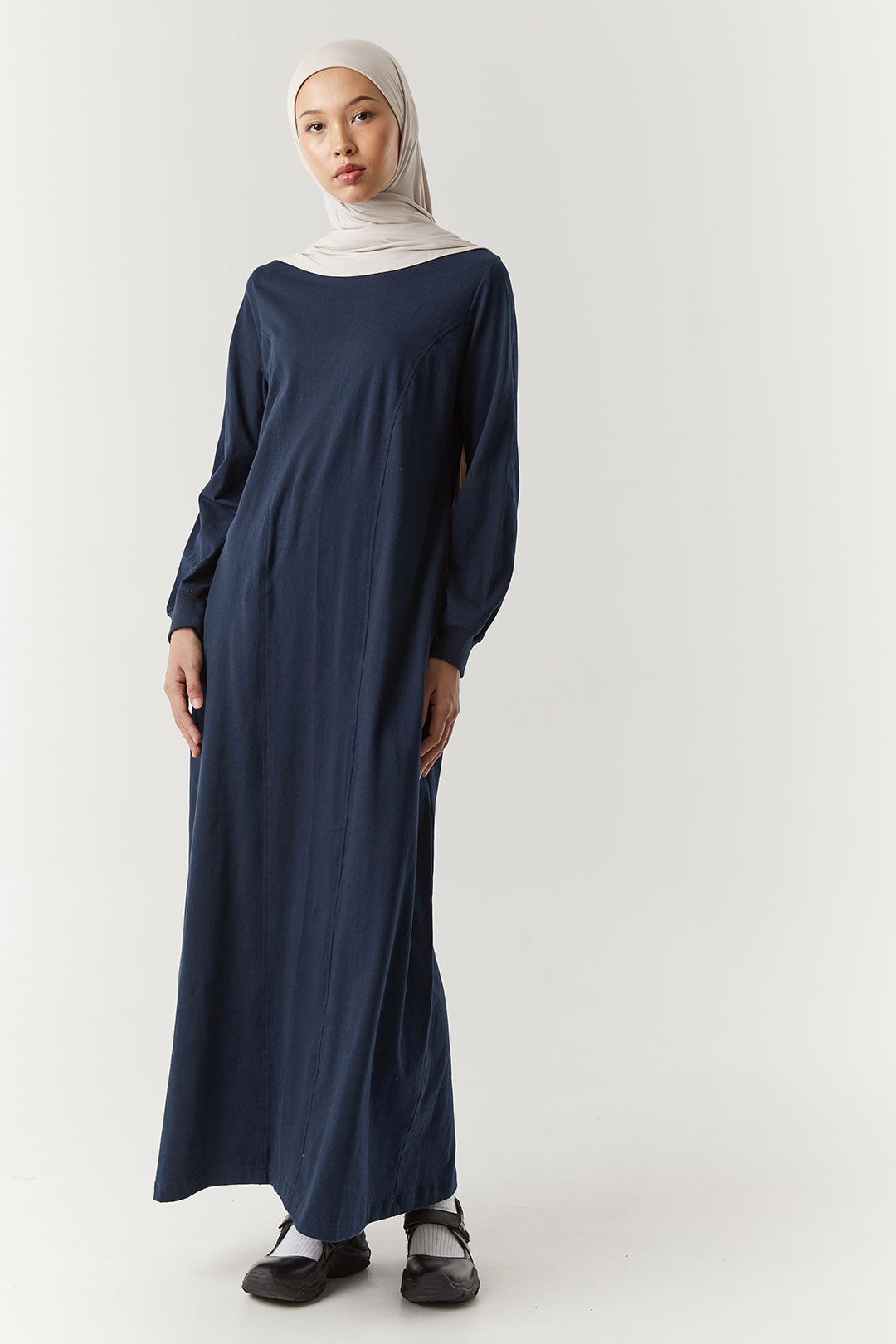 Navy Akandra
