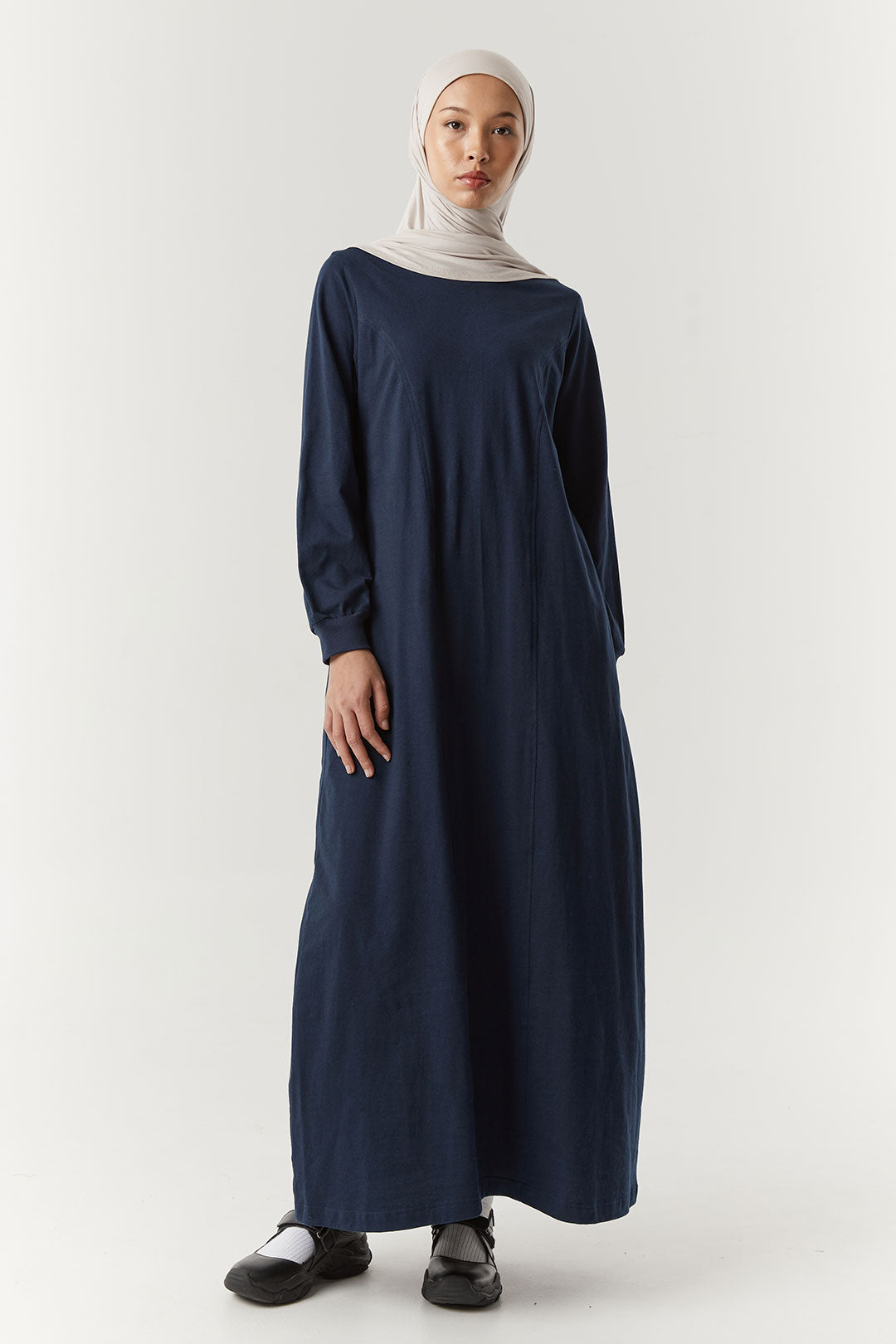Navy Akandra