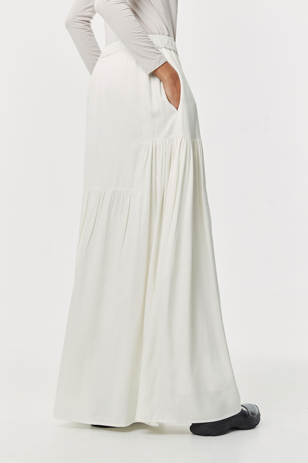 Offwhite Tenara