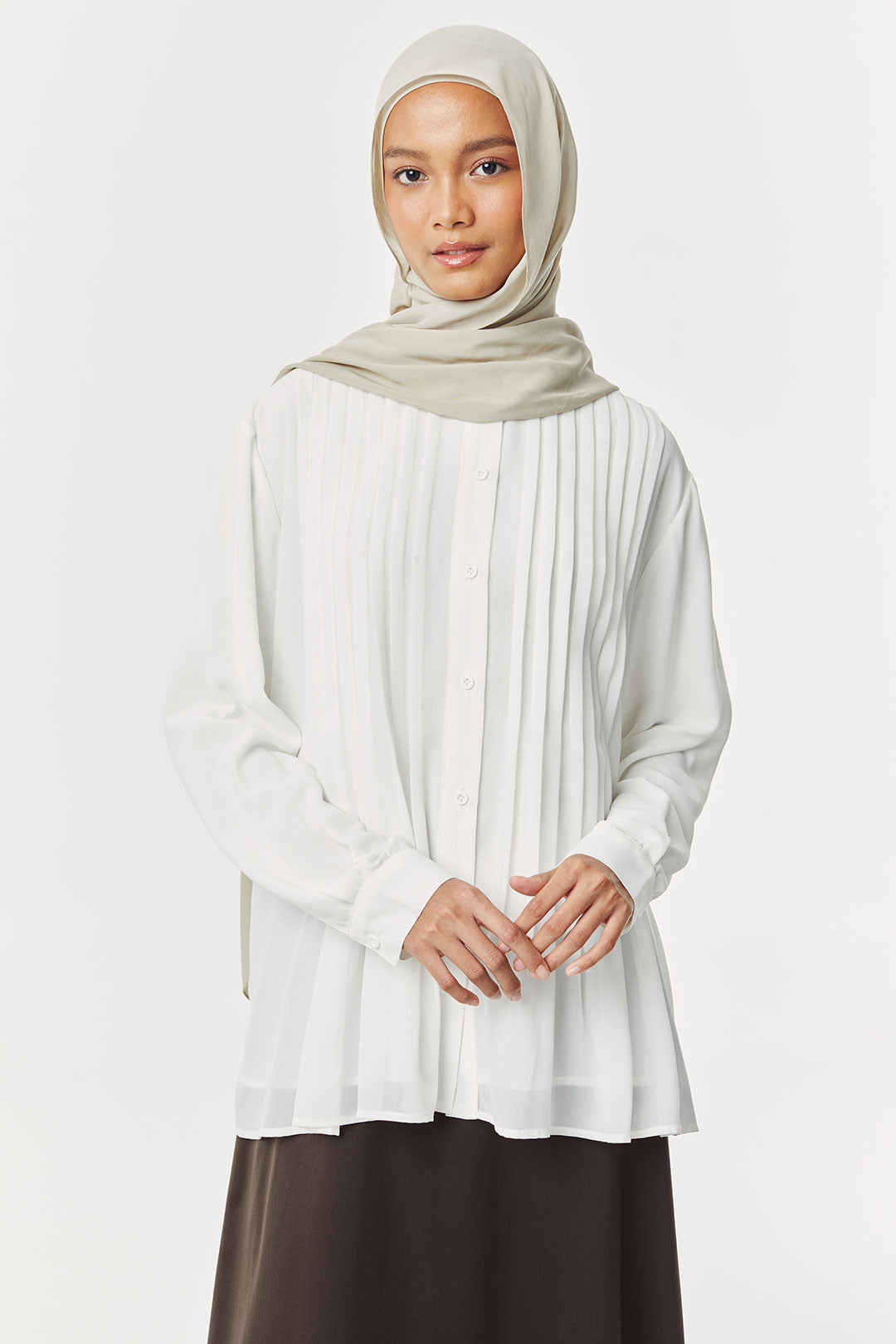 Offwhite Rhea