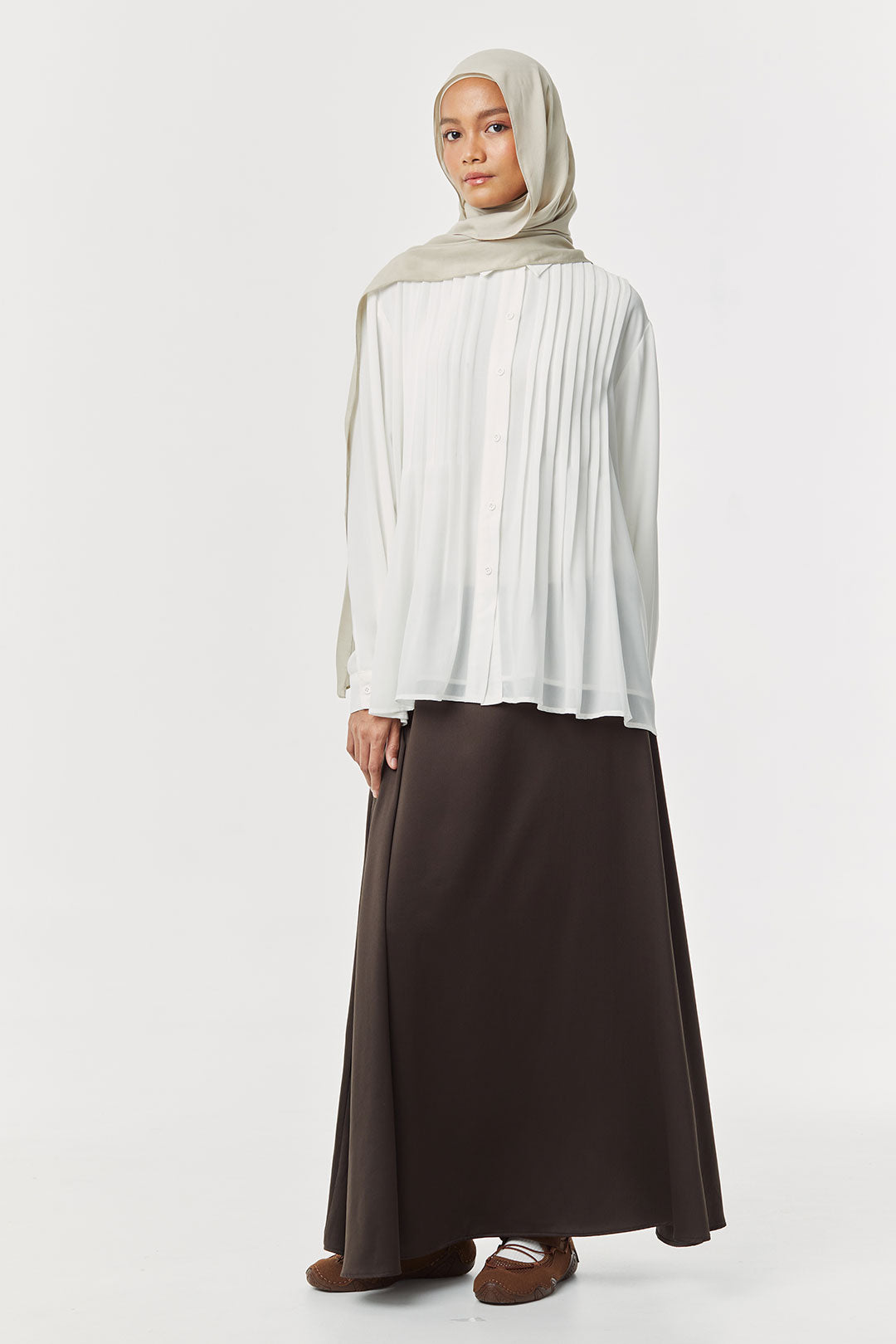 Offwhite Rhea