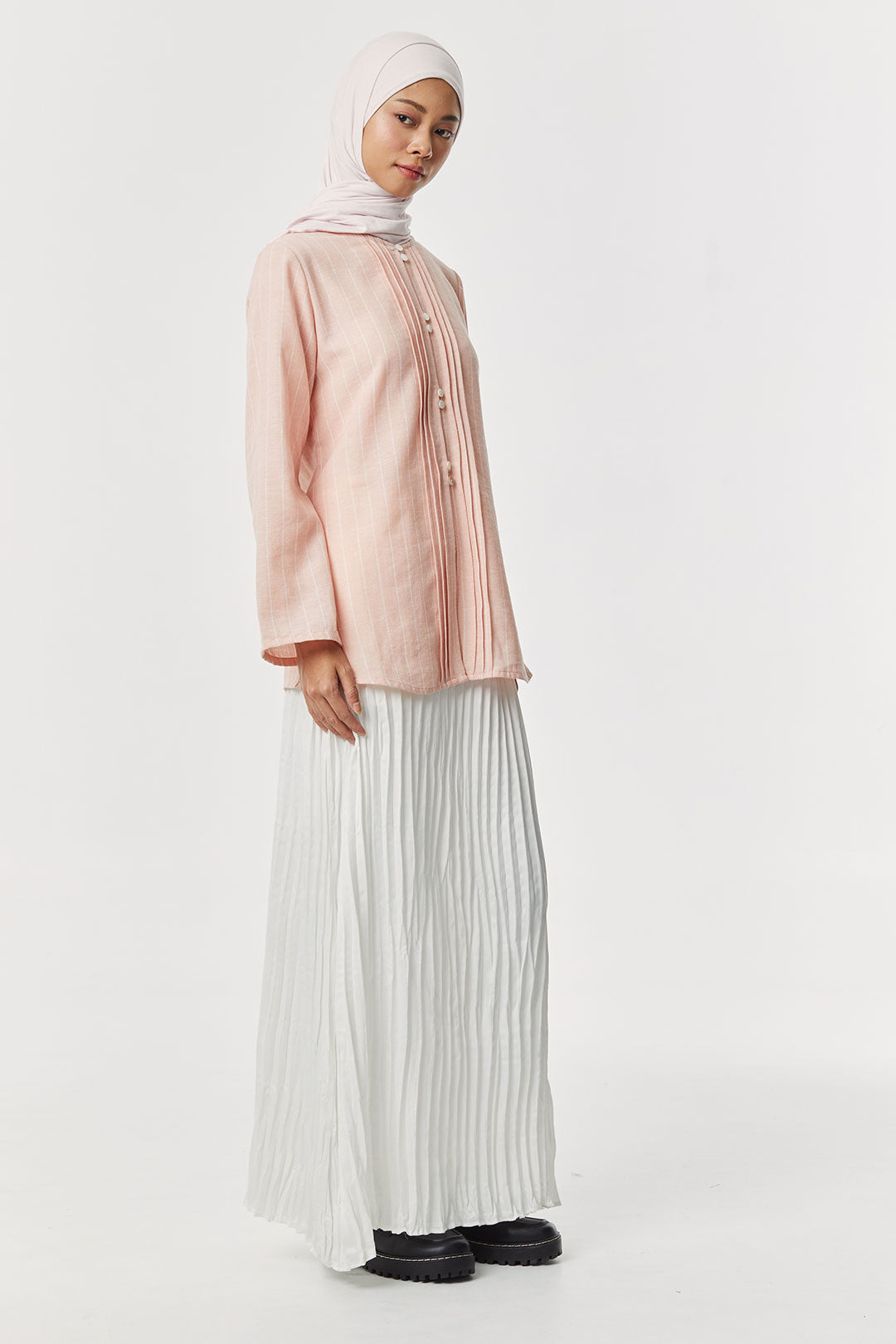 Blush Kalandra