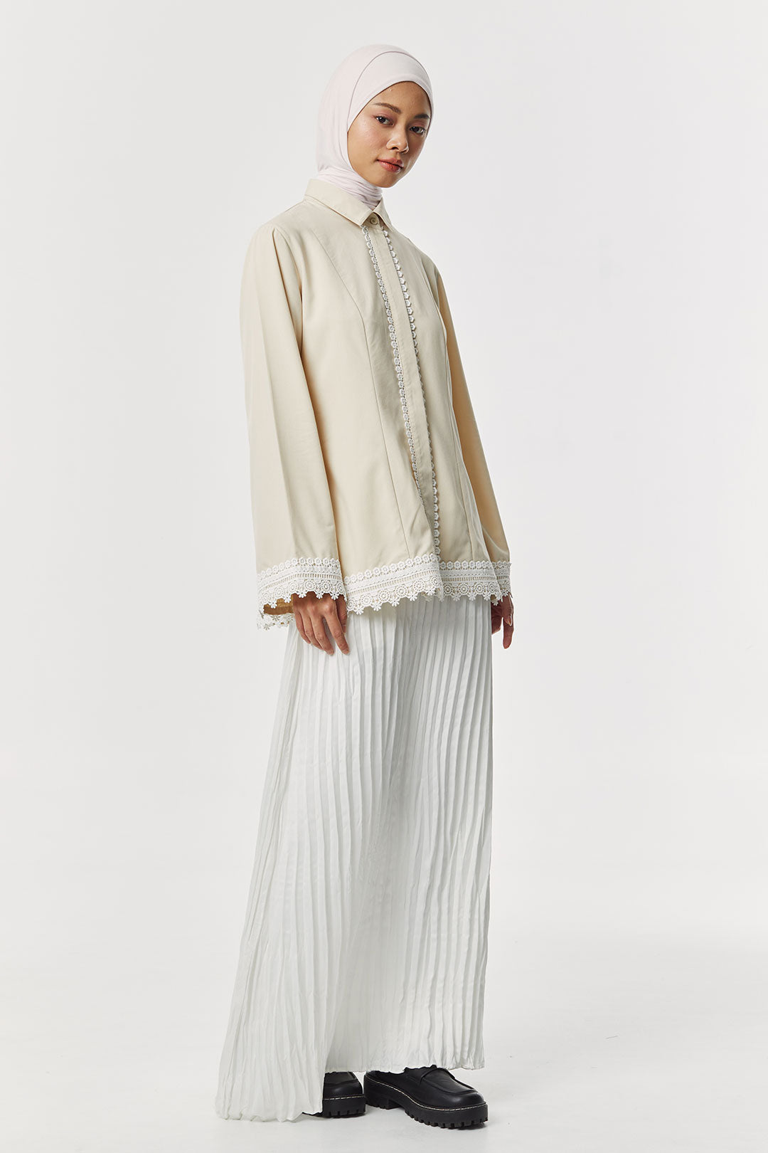 Cream Asha Lyre