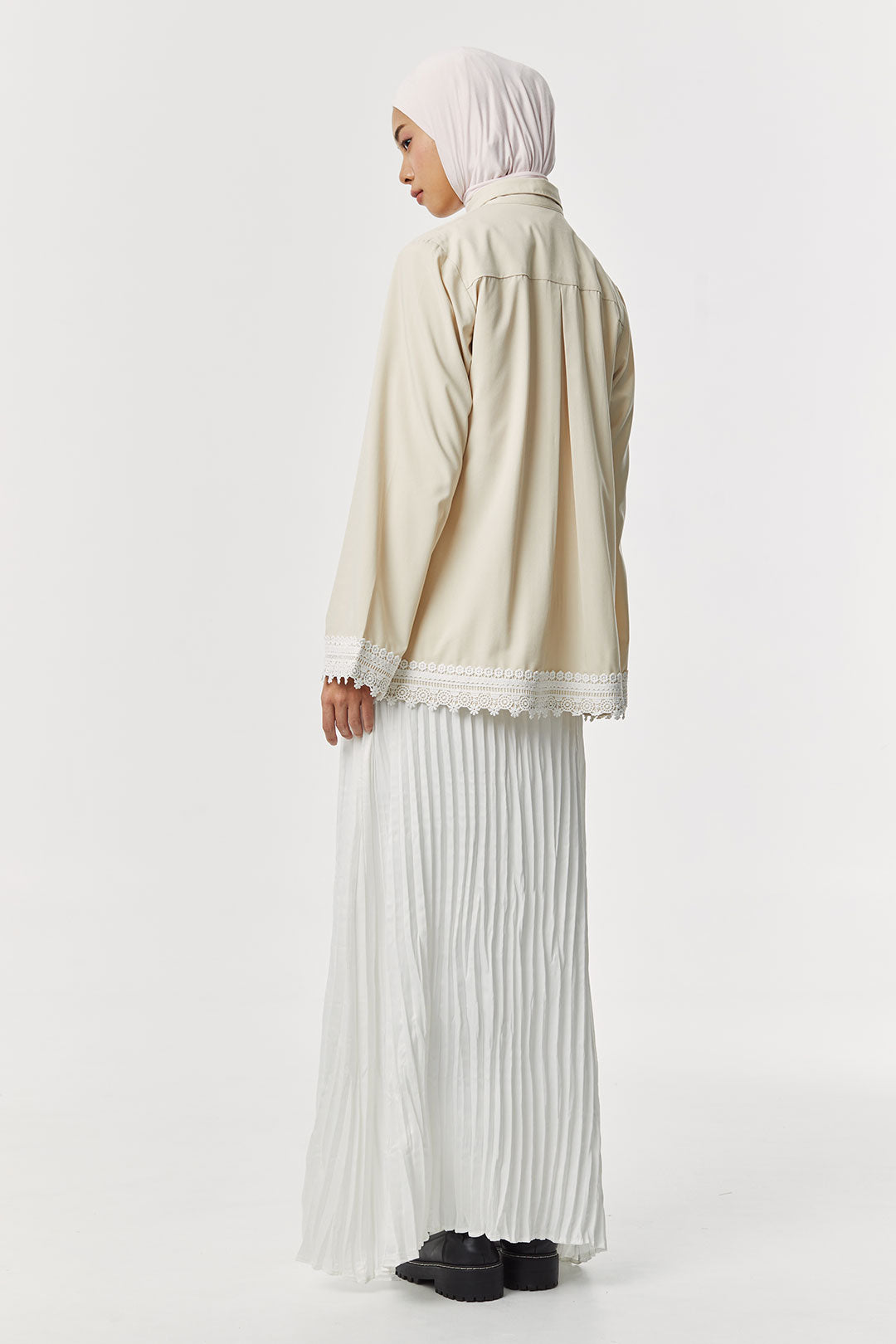 Cream Asha Lyre