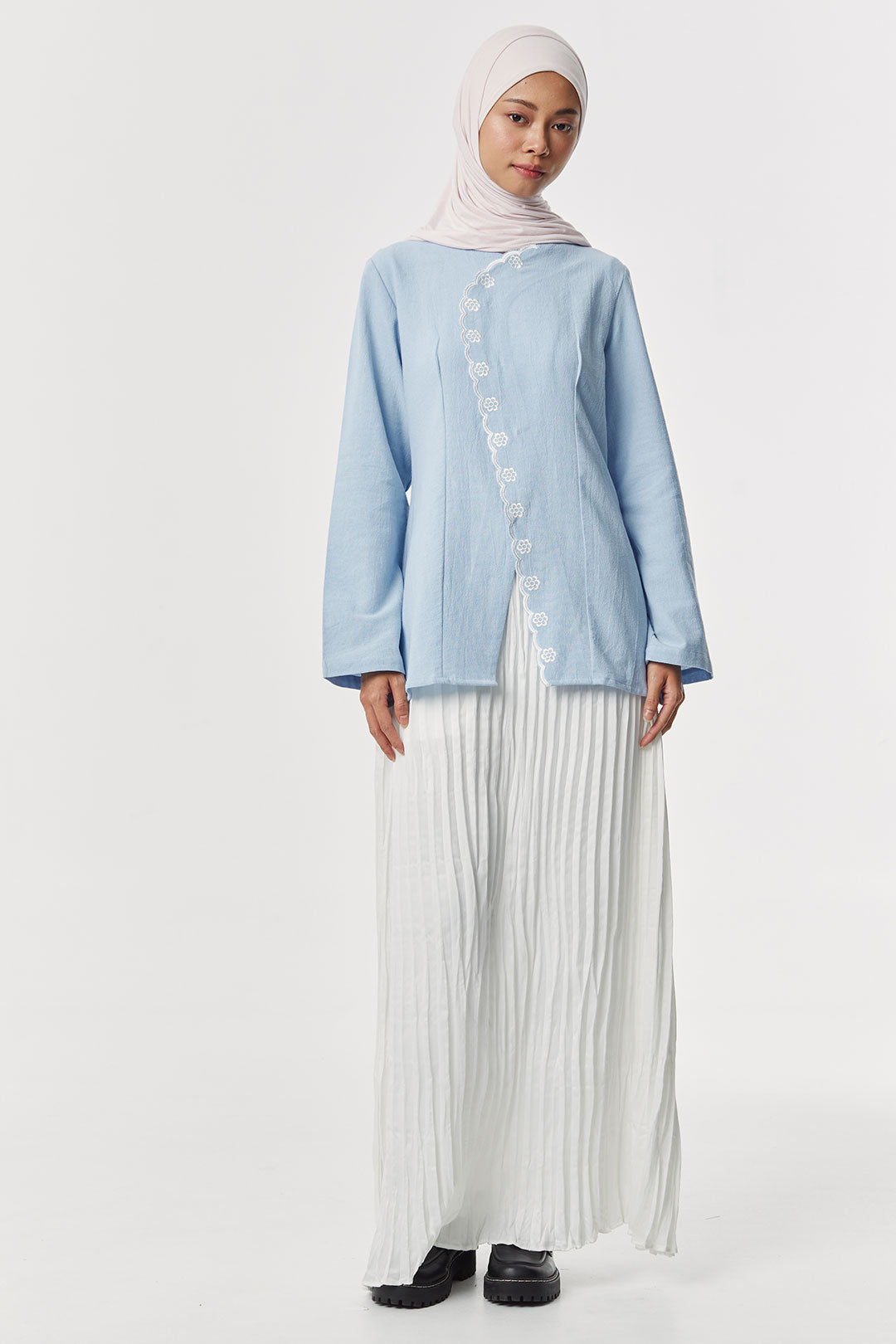 Powder Blue Ararya