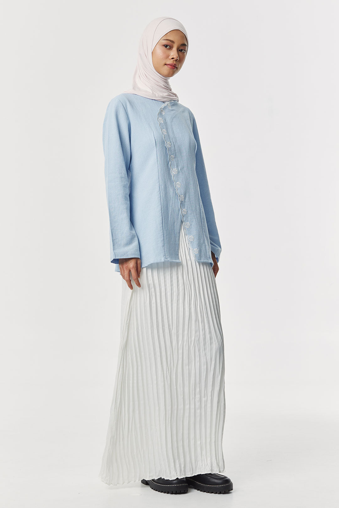 Powder Blue Ararya