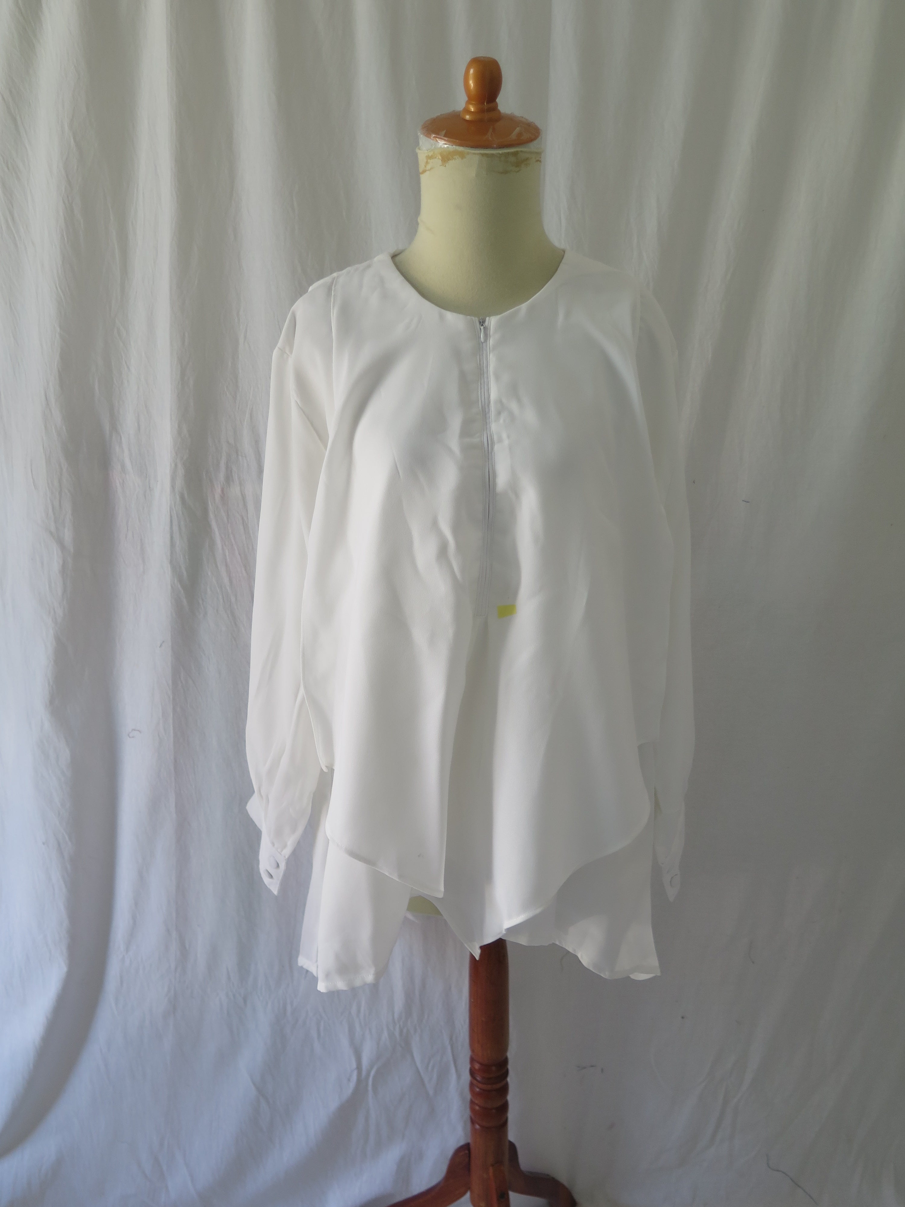 [DEFECT] Offwhite Dian (Berfuring) XS,M,L,XL