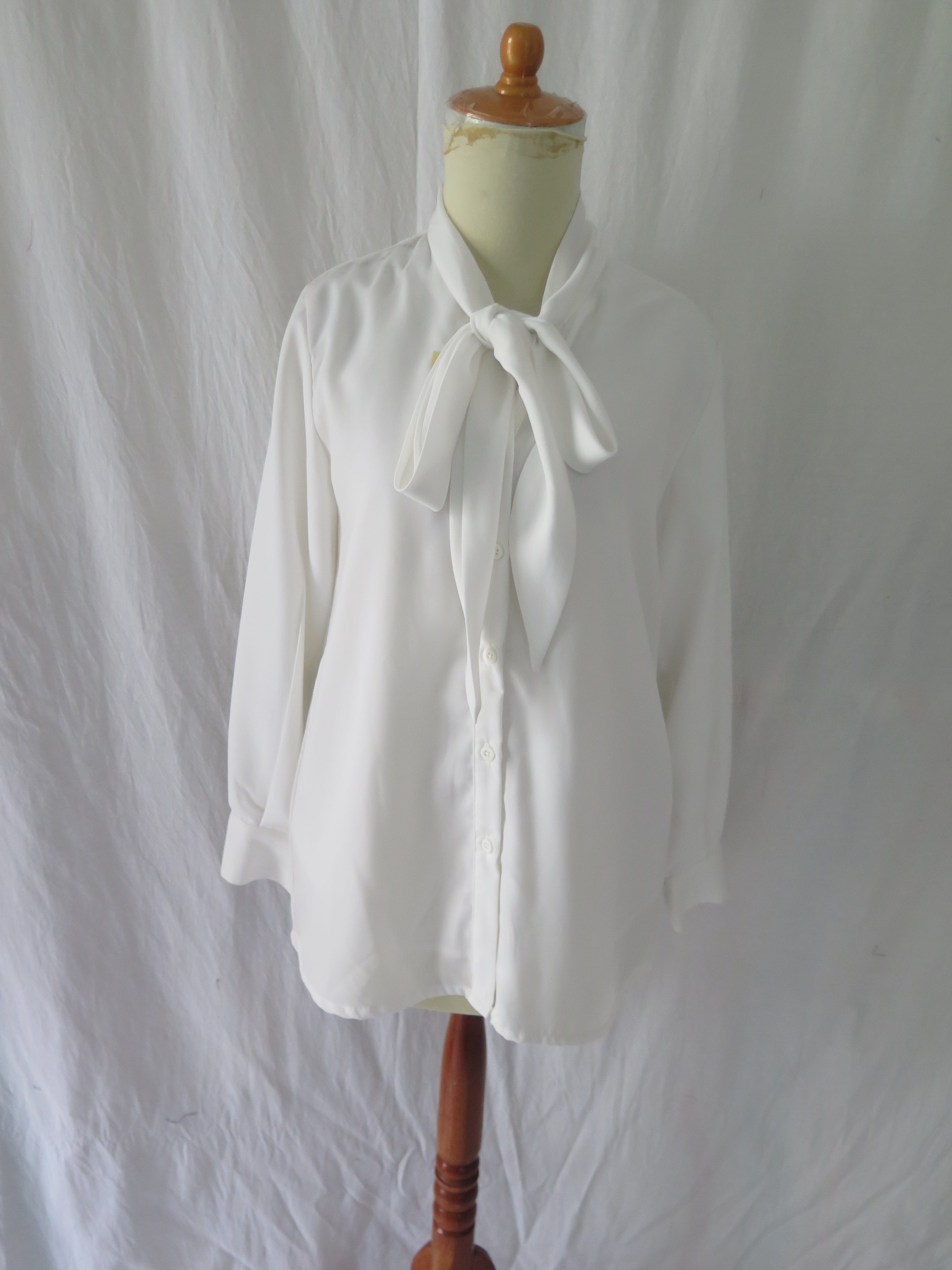 [DEFECT] Offwhite Naima S