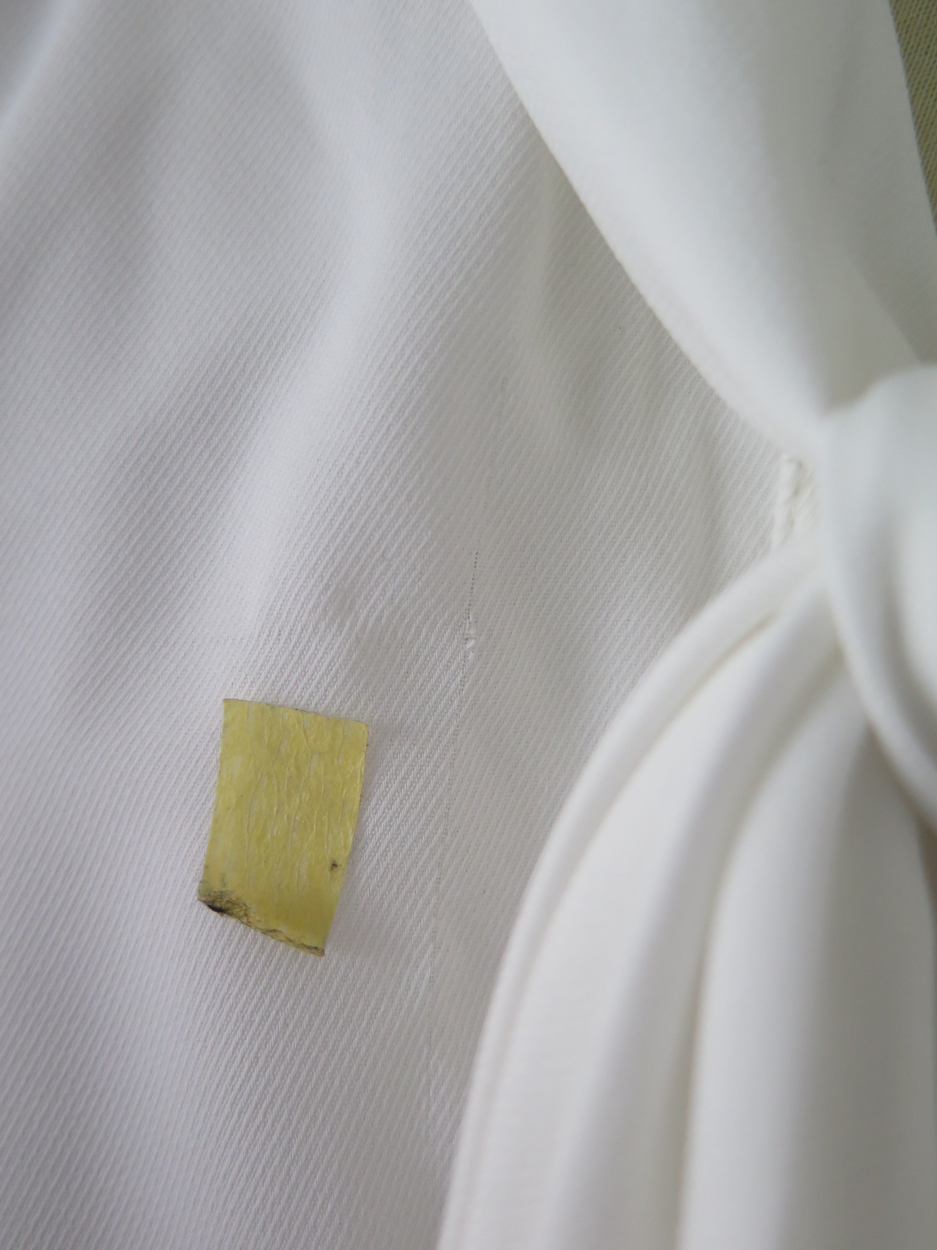 [DEFECT] Offwhite Naima S