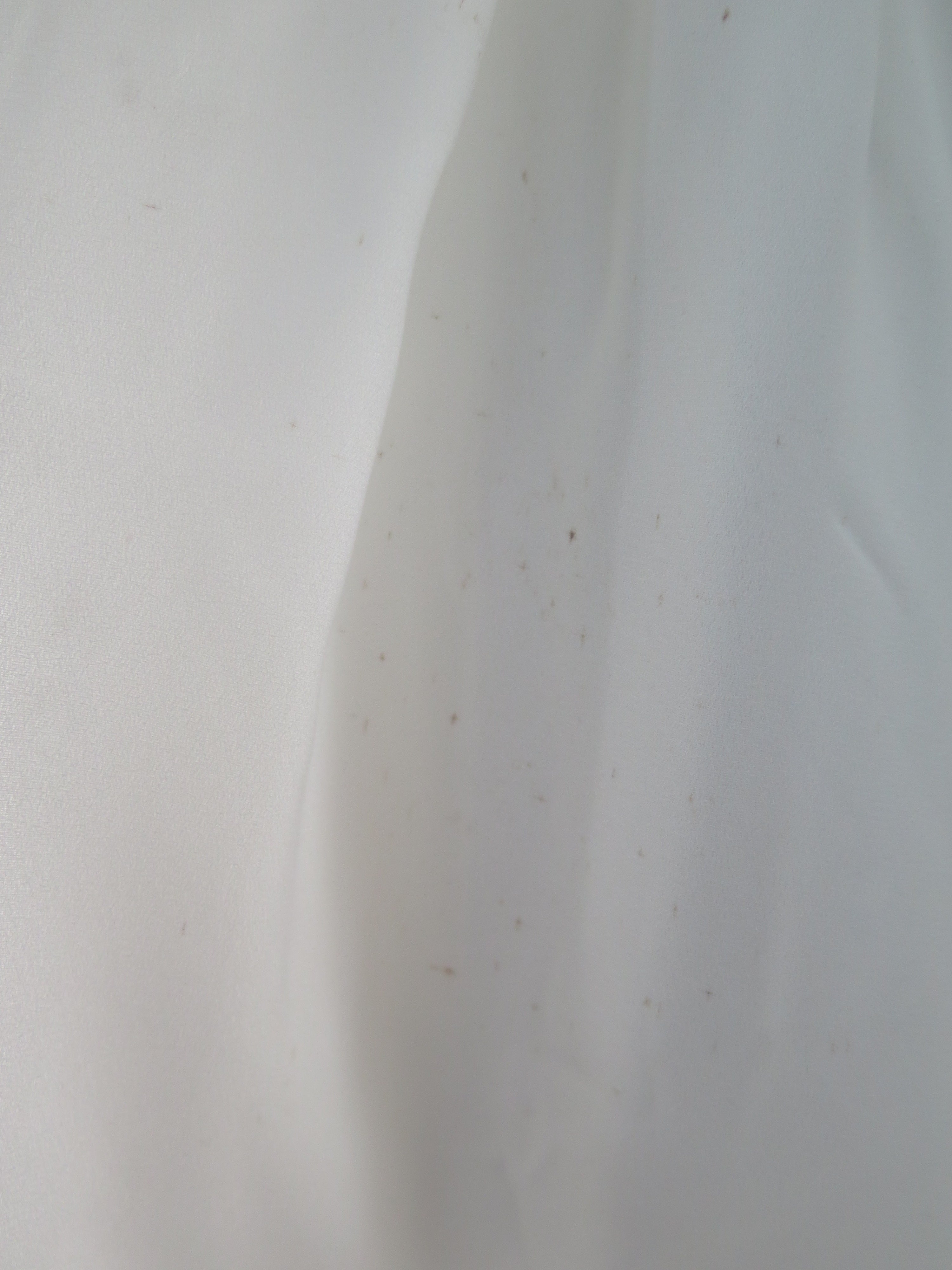 [DEFECT] Offwhite Naira XS,S,M,L,XL