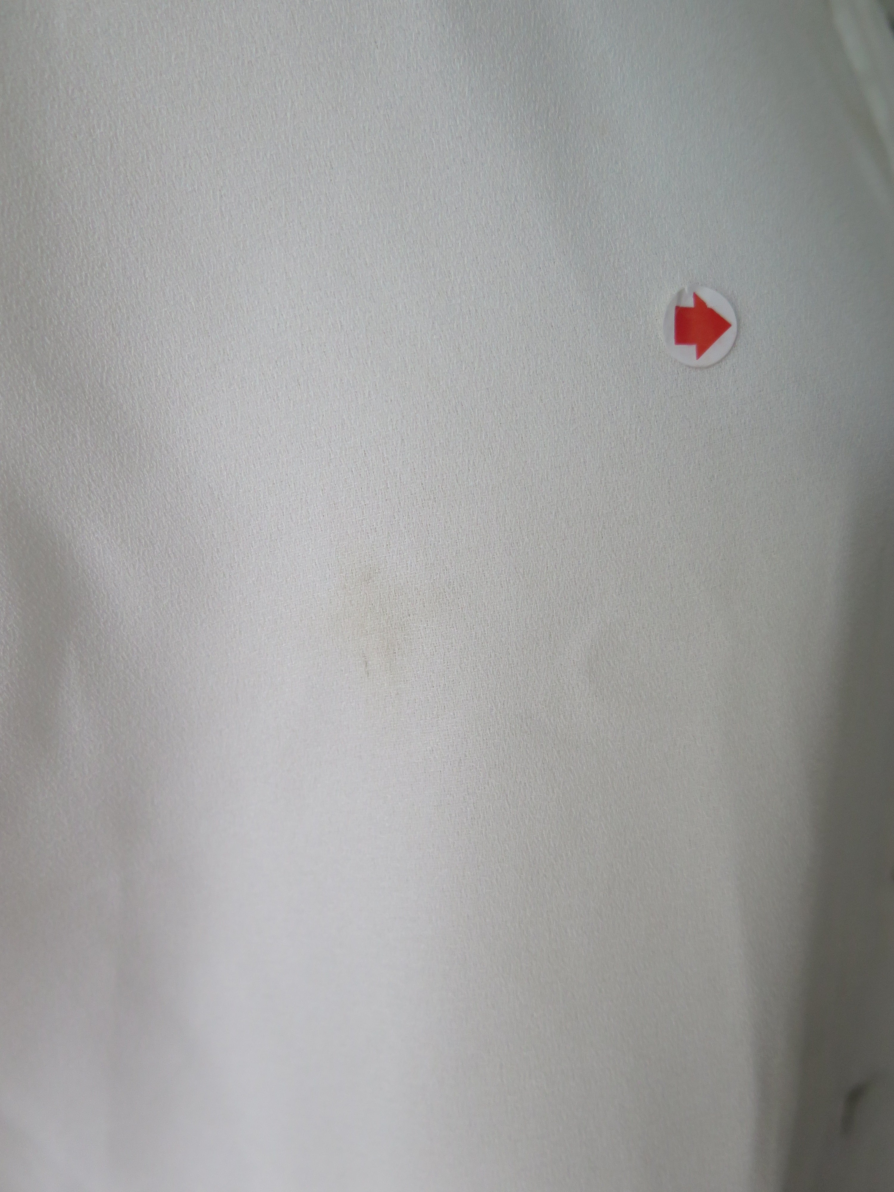 [DEFECT] Offwhite Naira L