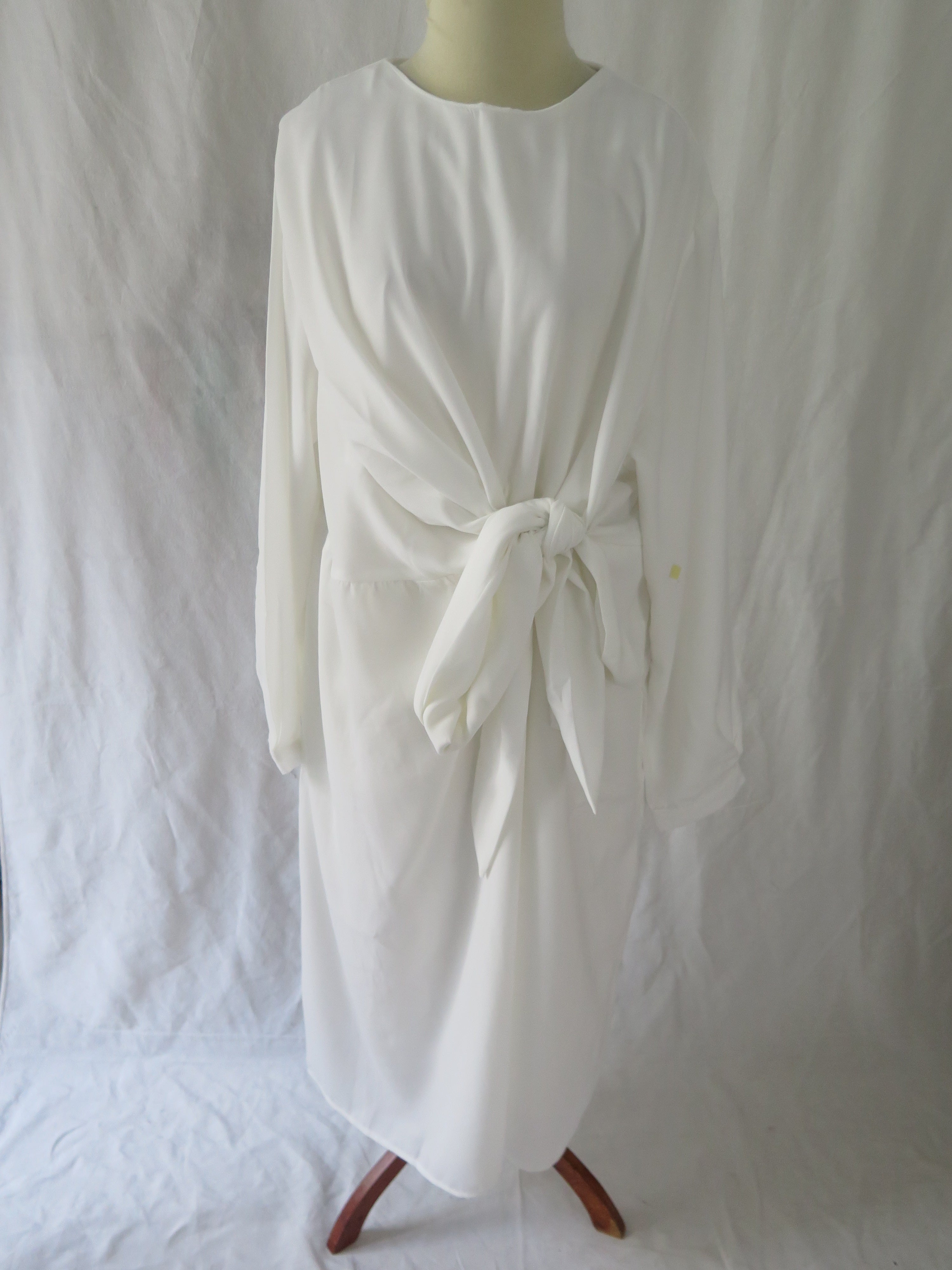 [DEFECT] Offwhite Annika XXL